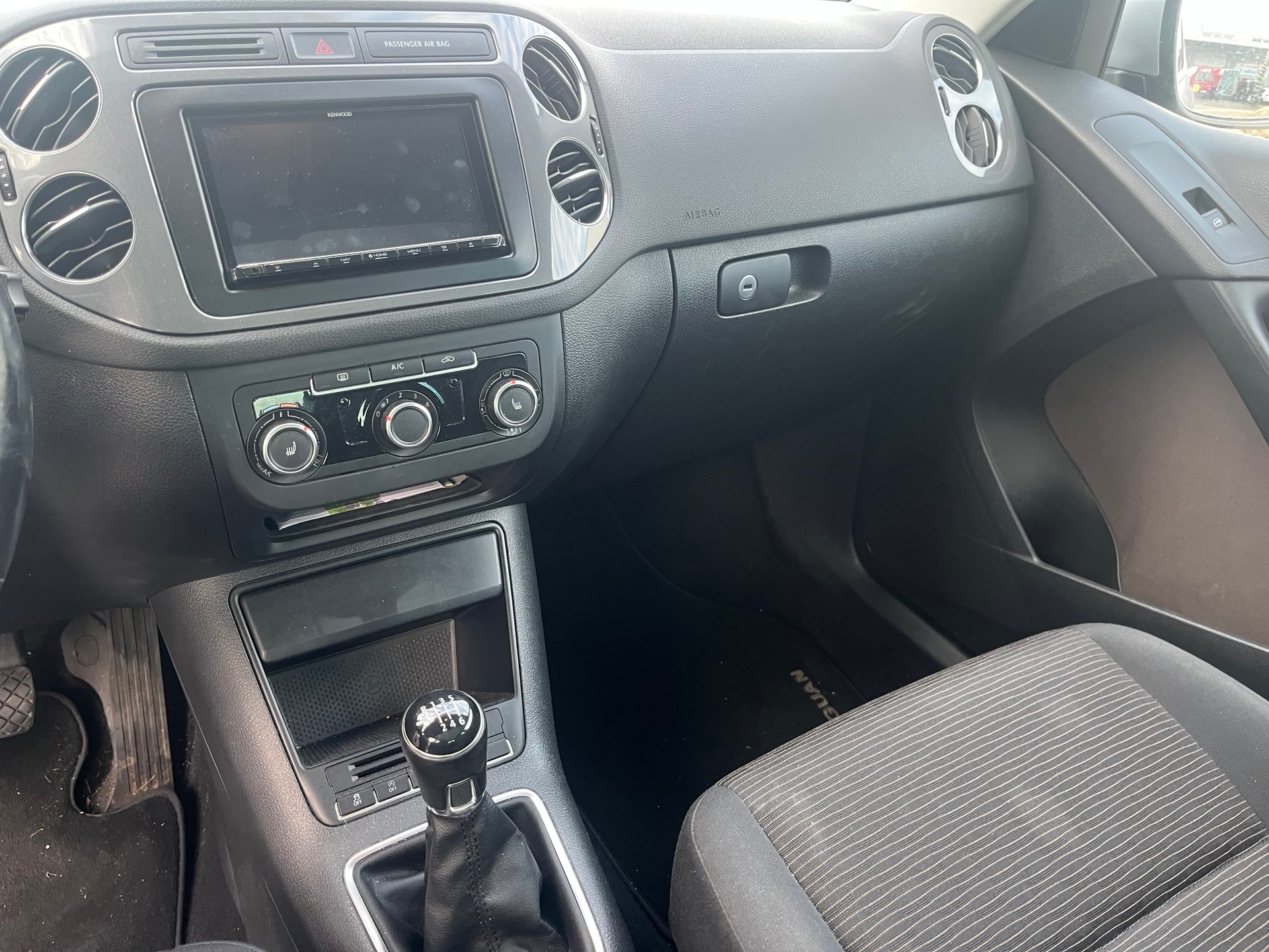 VW Tiguan 1.4 TSI BlueMotion Trend&Fun 4x2-image-15