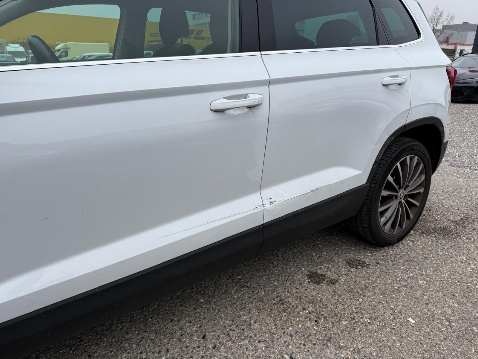 SKODA Karoq 2.0 TDI 190 Style 4x4 DSG-image-3