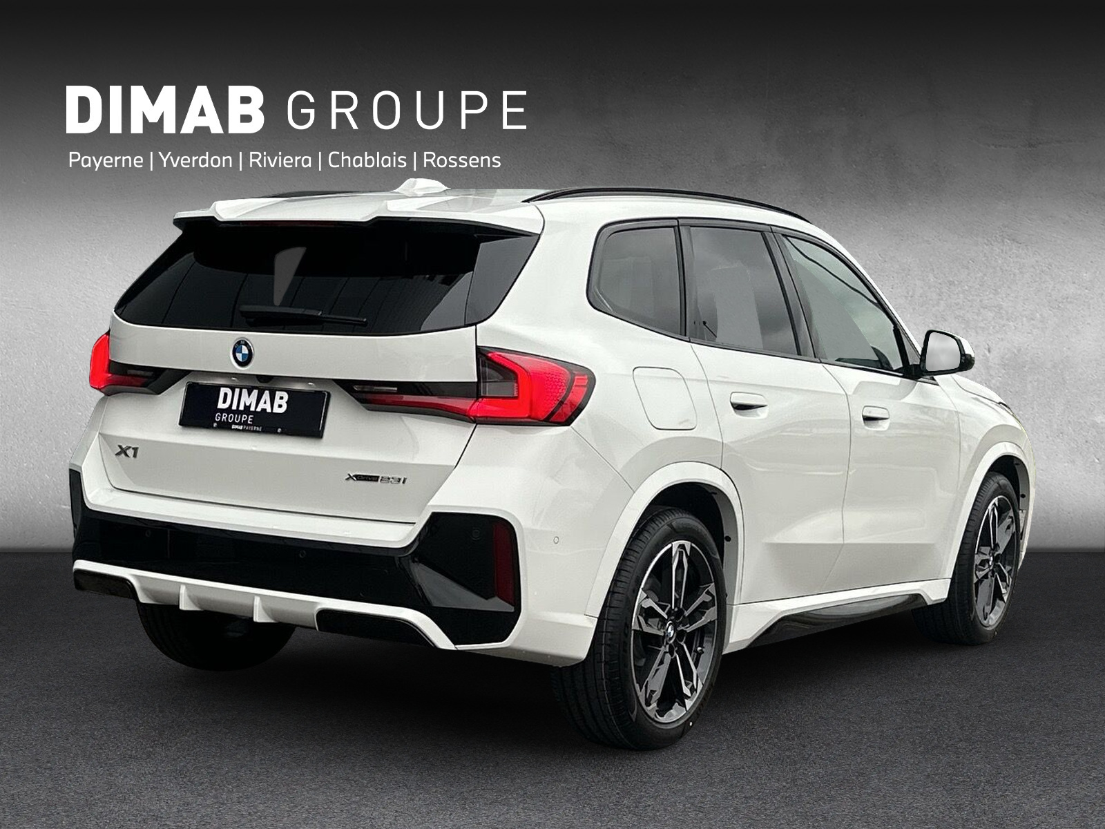 BMW X1 xDrive 23i 48V M Sport Pro **Action de leasing à 1.9%**-image-4