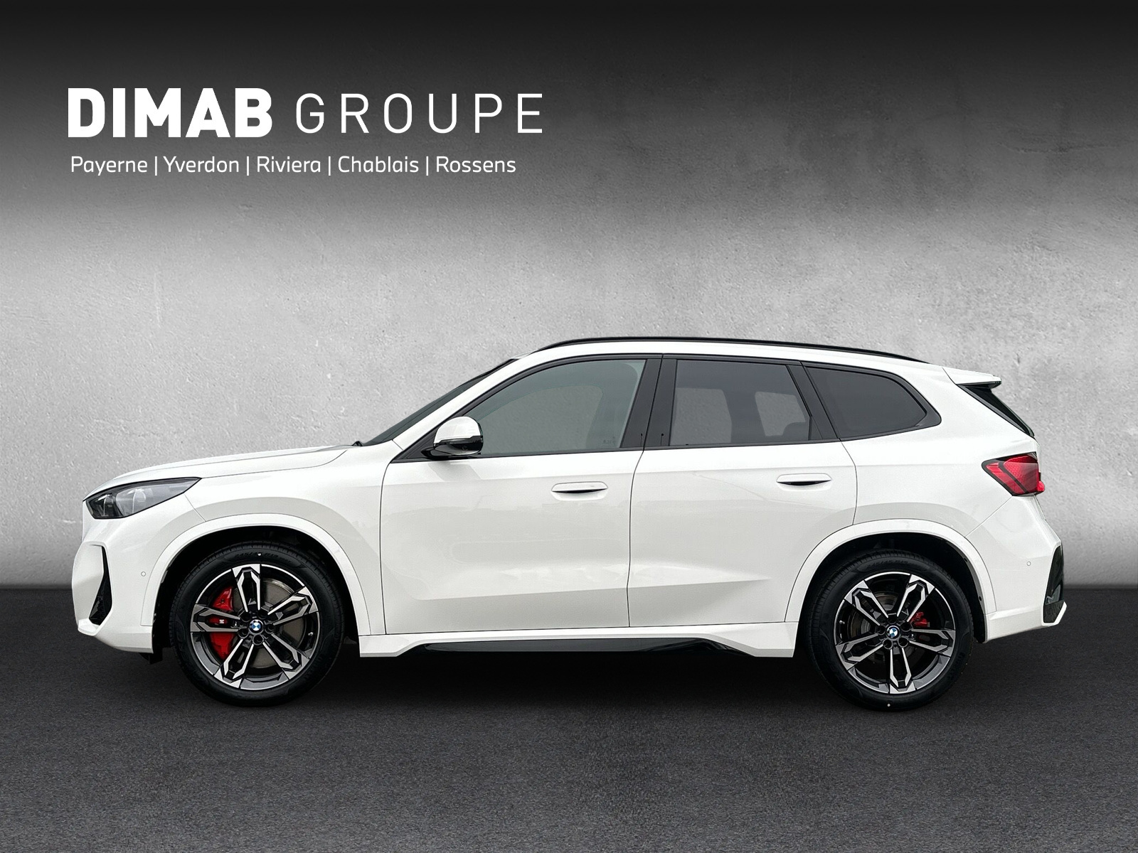 BMW X1 xDrive 23i 48V M Sport Pro **Action de leasing à 1.9%**-image-1