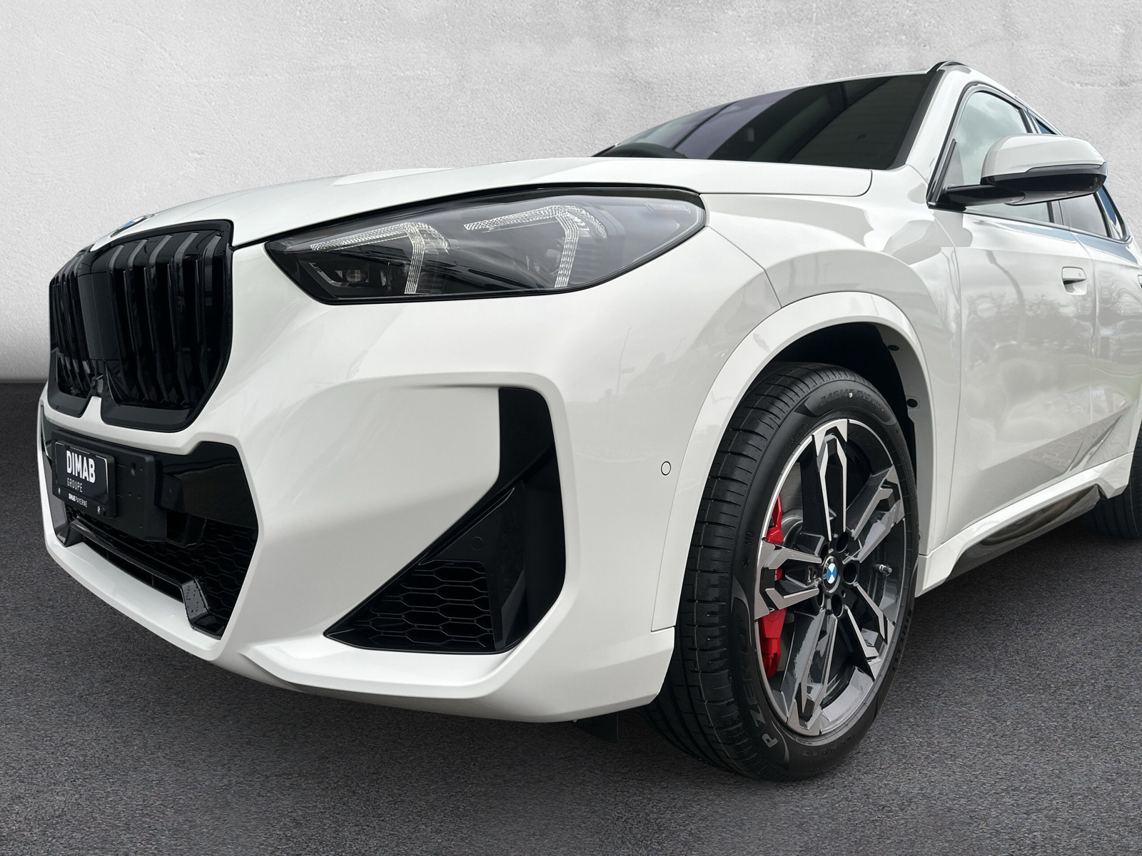 BMW X1 xDrive 23i 48V M Sport Pro **Action de leasing à 1.9%**-image-7