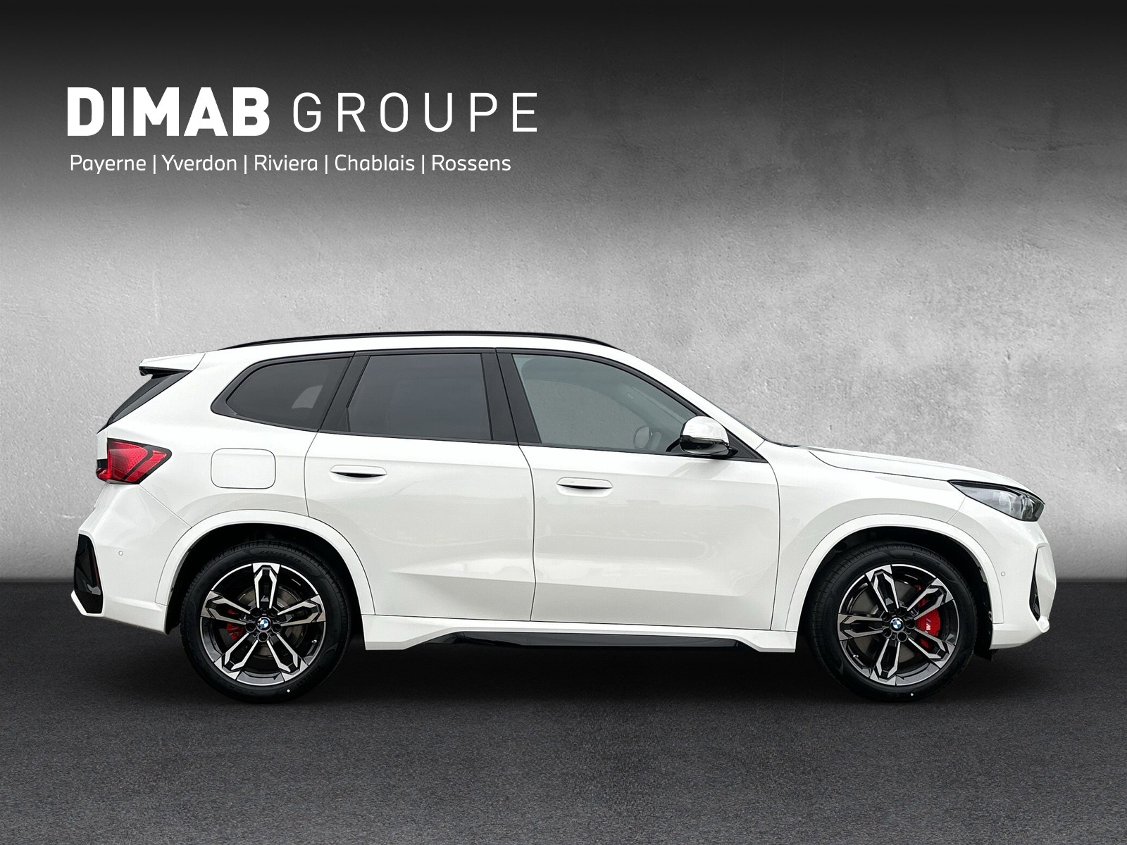 BMW X1 xDrive 23i 48V M Sport Pro **Action de leasing à 1.9%**-image-5