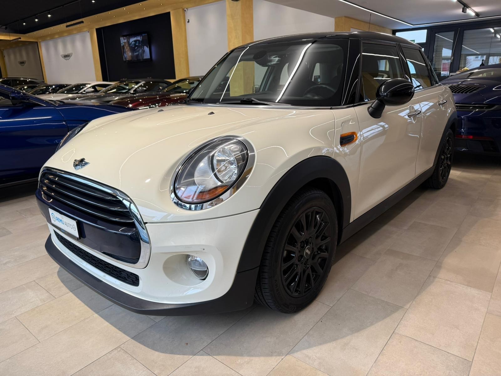 MINI Cooper-image-2