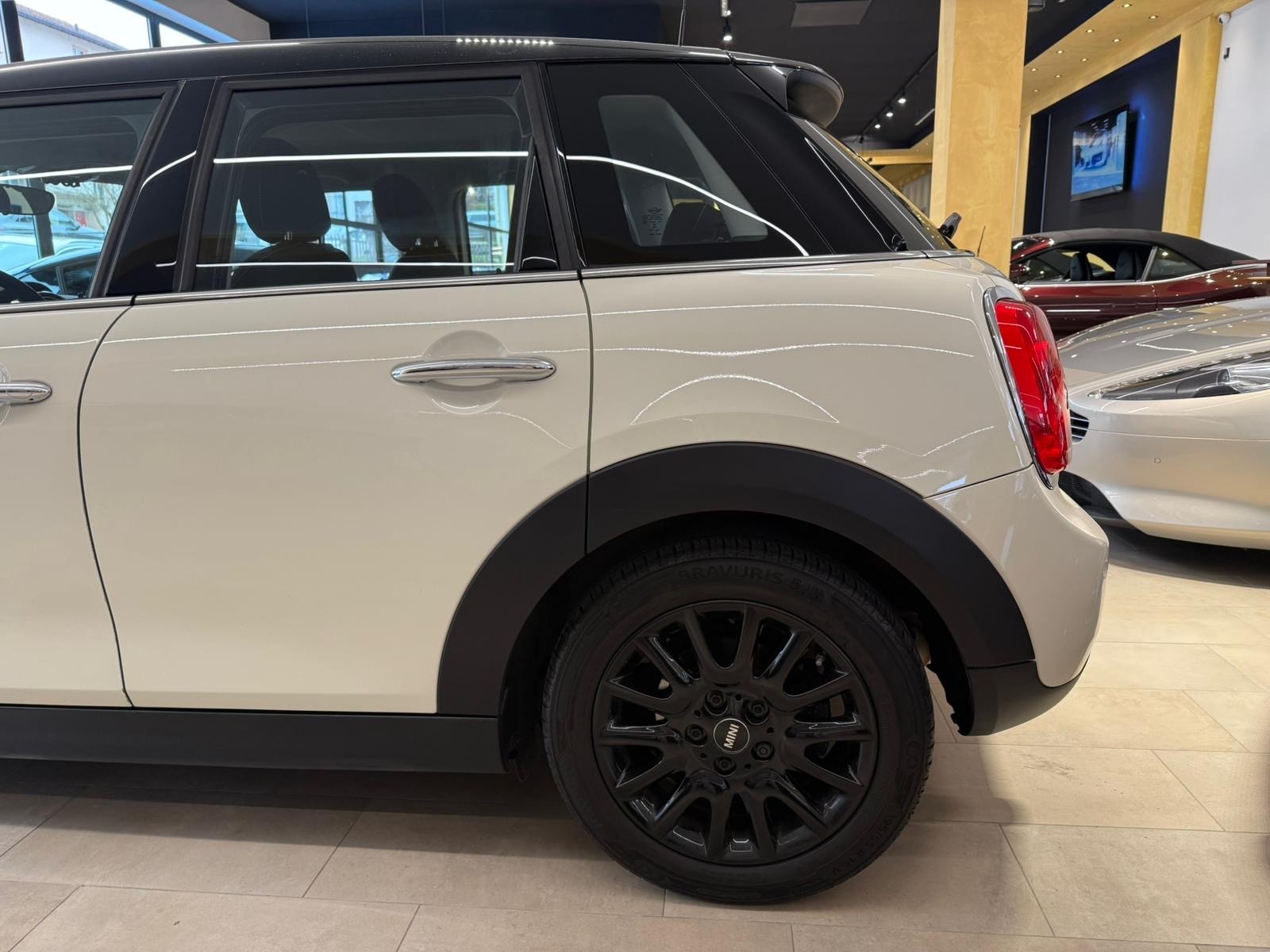 MINI Cooper-image-5