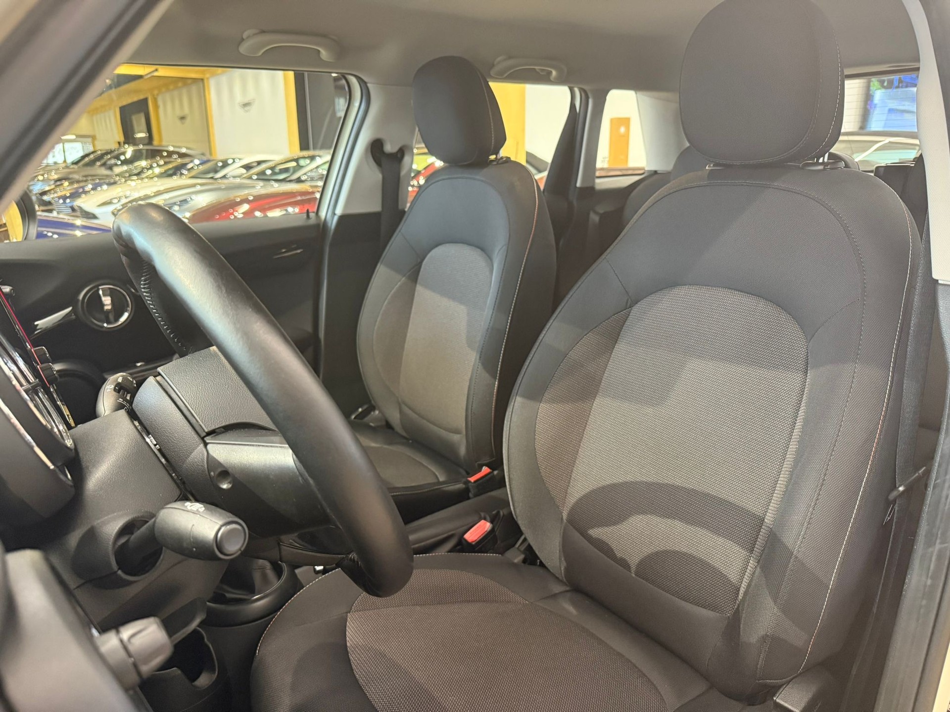 MINI Cooper-image-16
