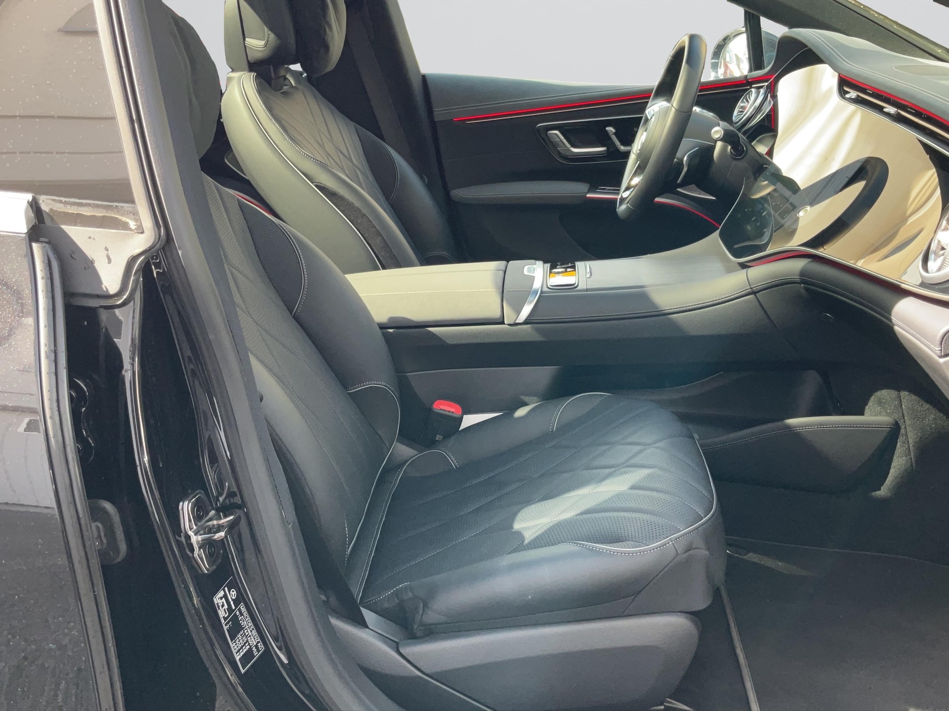 MERCEDES-BENZ EQS 580 4MATIC AMG Line-image-8