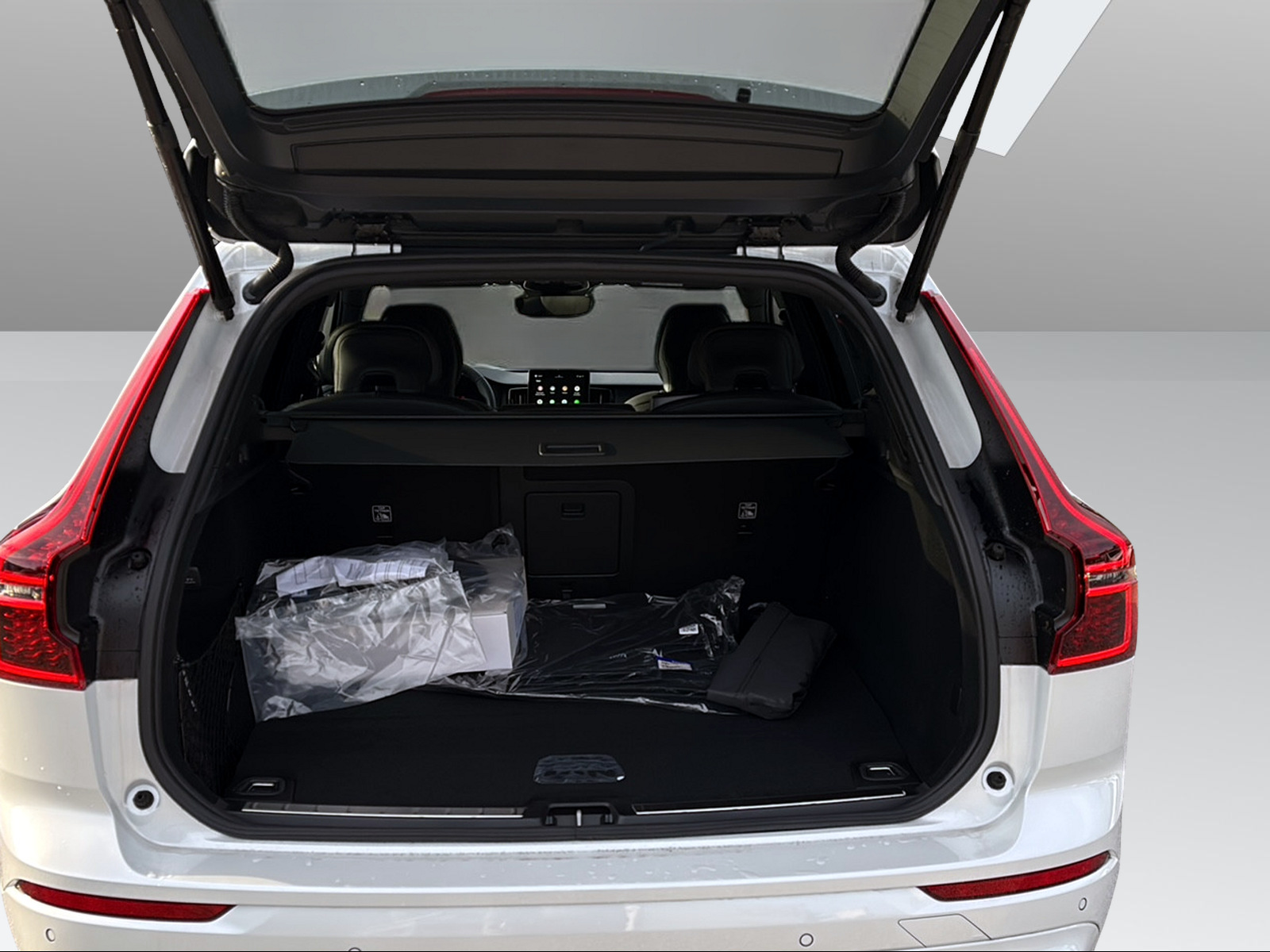 VOLVO XC60 T6 eAWD PluginHybrid Black Edition Geartronic-image-13