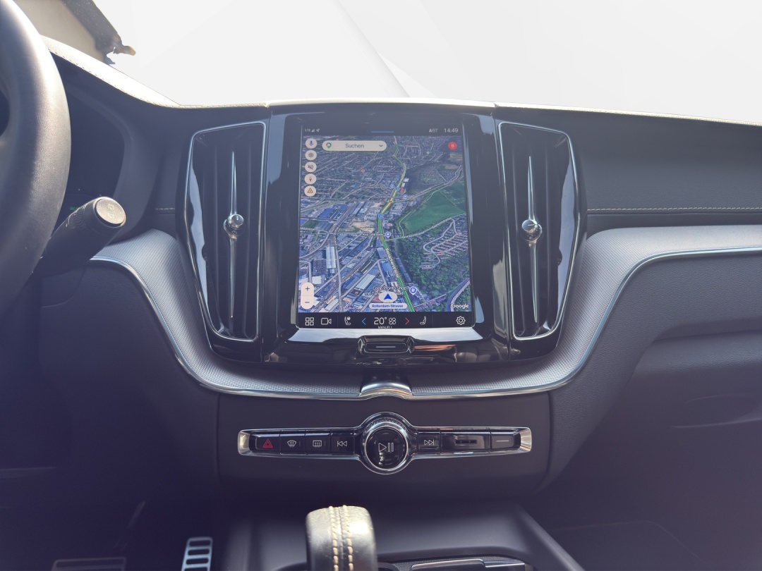 VOLVO XC60 T6 eAWD R-Design Geartronic-image-13
