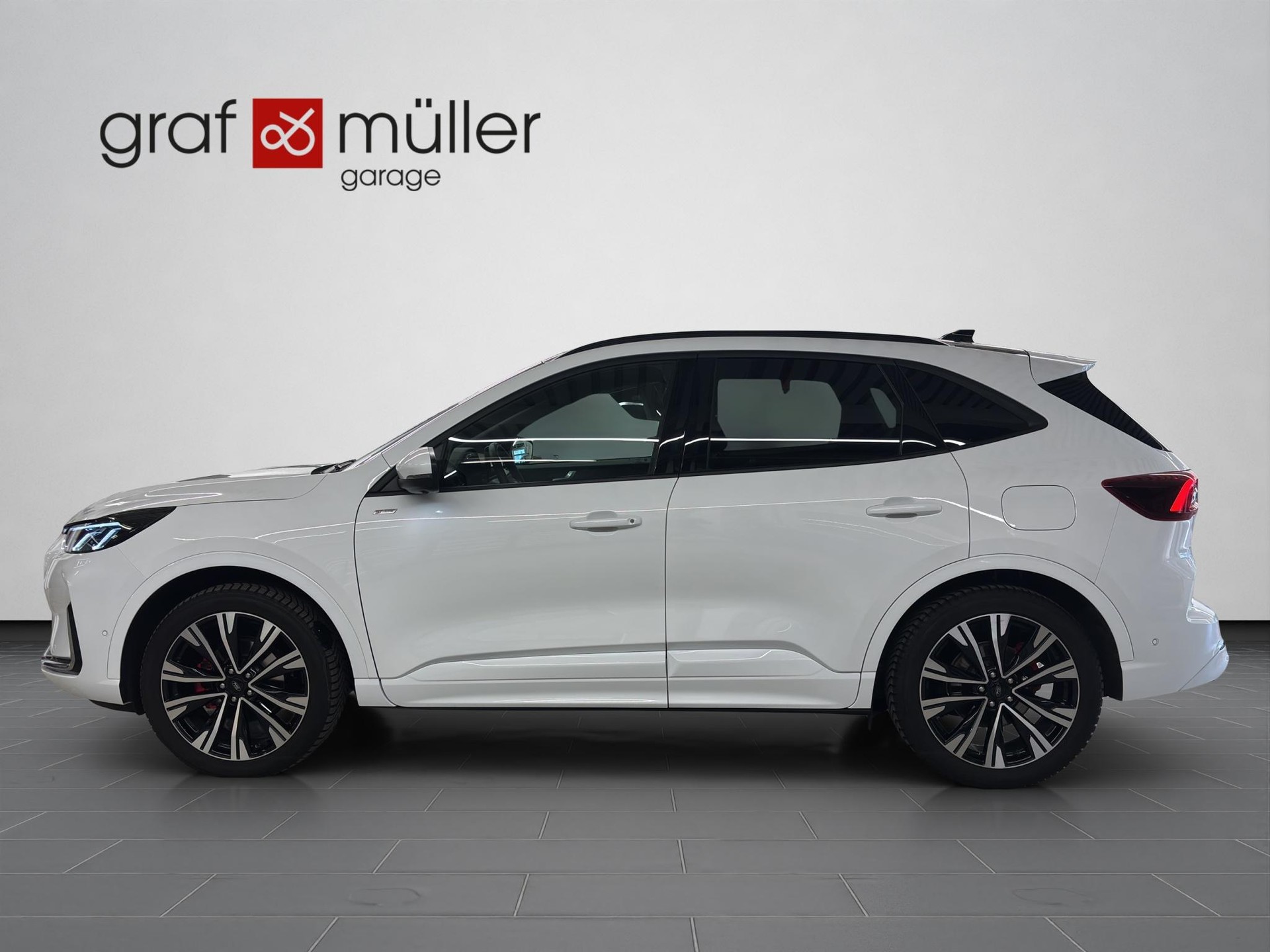 FORD Kuga 2.5 Hybrid ST-Line X 4x4-showroom-element-1