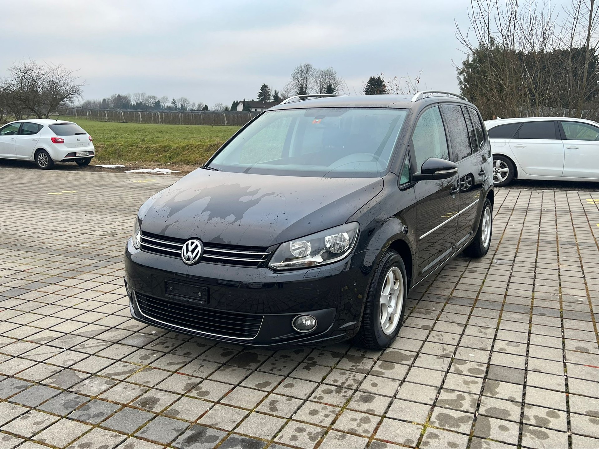 VW Touran 1.4 TSI Highline-image-1