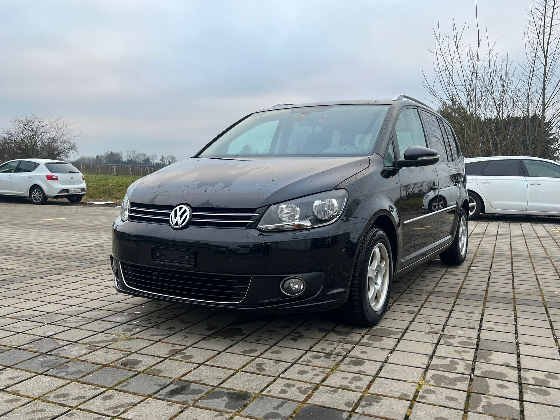 VW Touran 1.4 TSI Highline-image-2