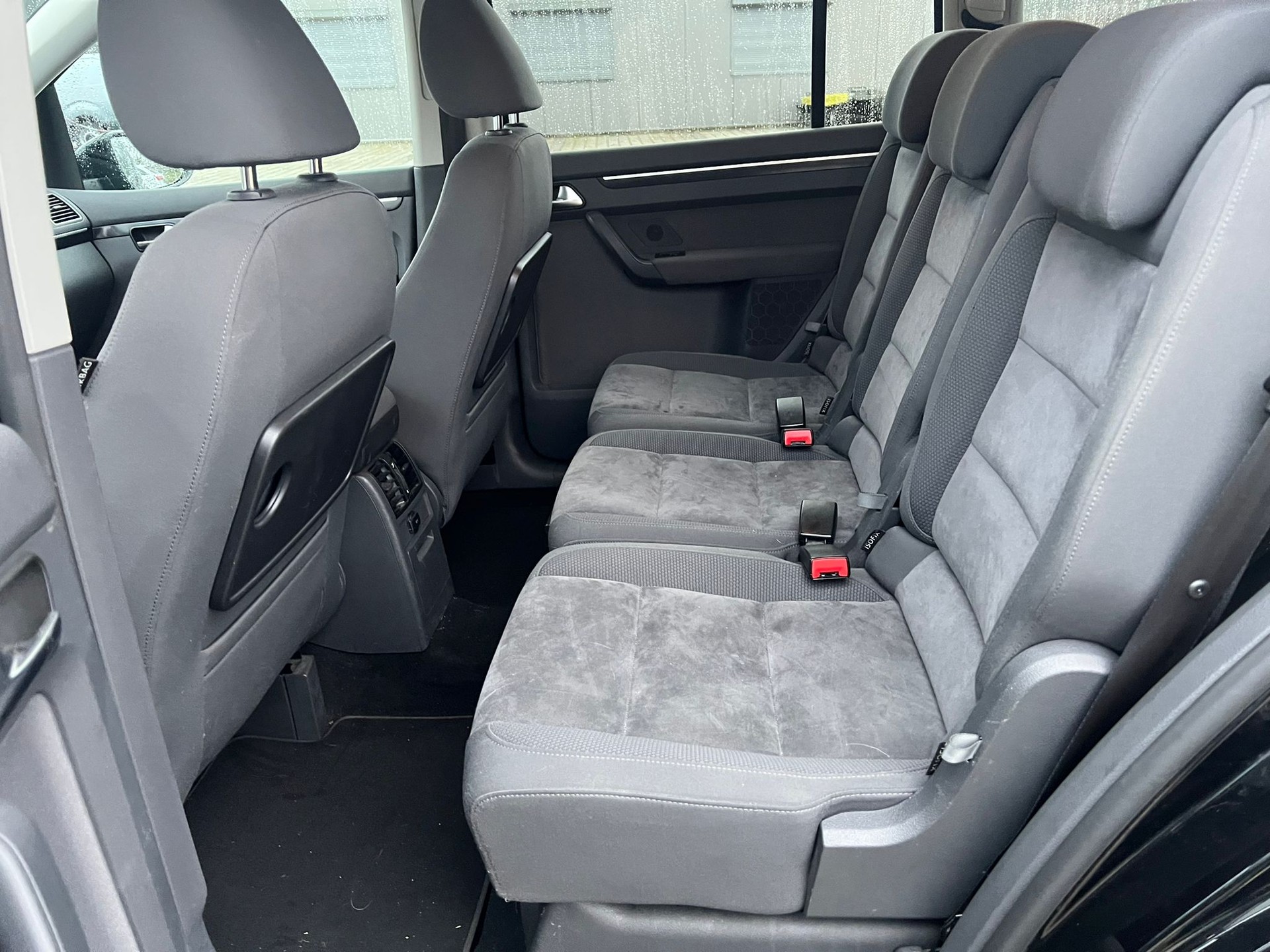 VW Touran 1.4 TSI Highline-image-12