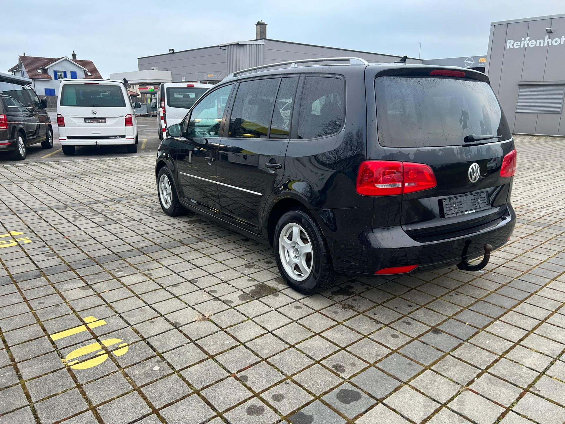 VW Touran 1.4 TSI Highline-image-8