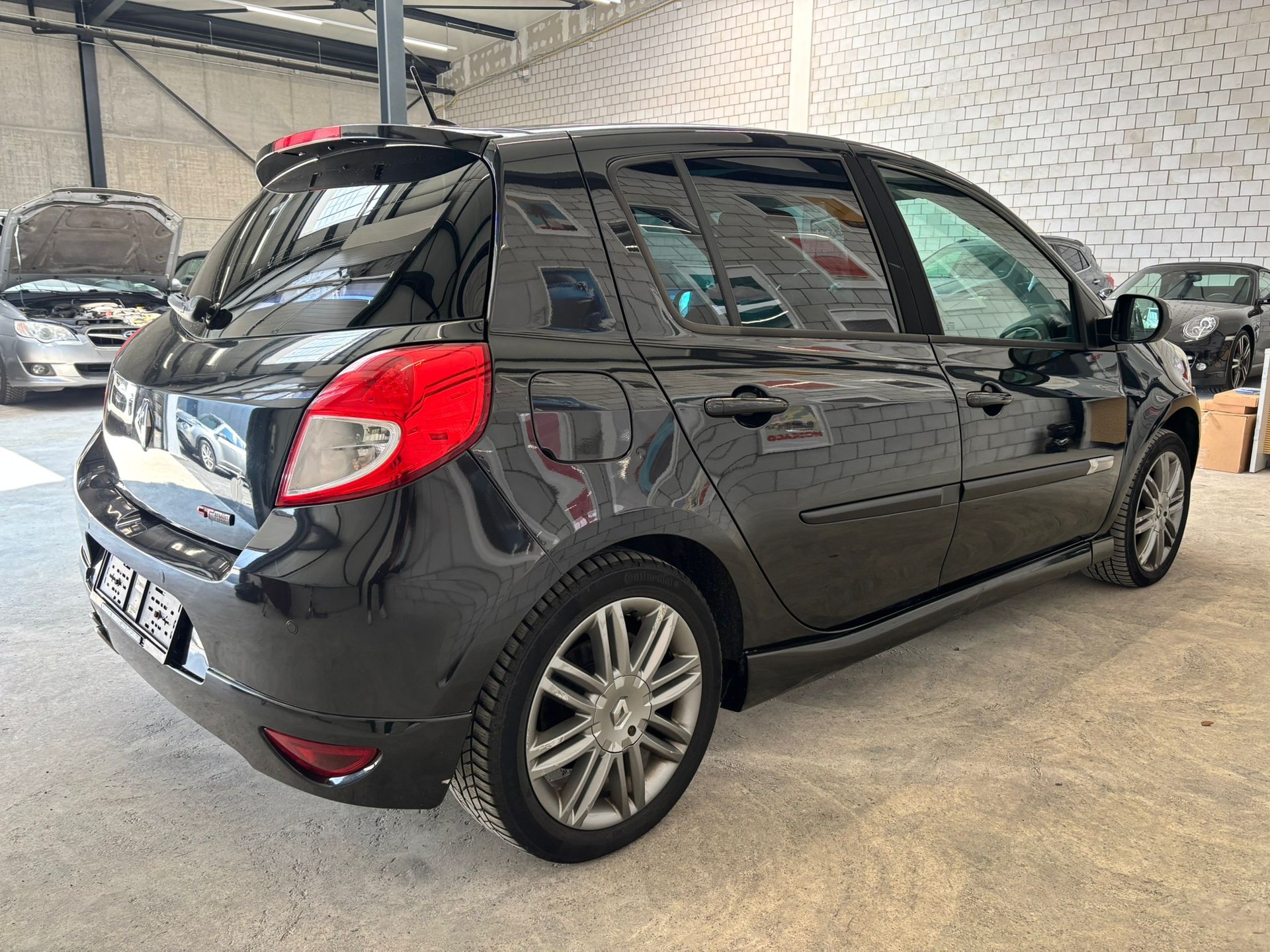 RENAULT Clio 1.6 16V GT-image-2