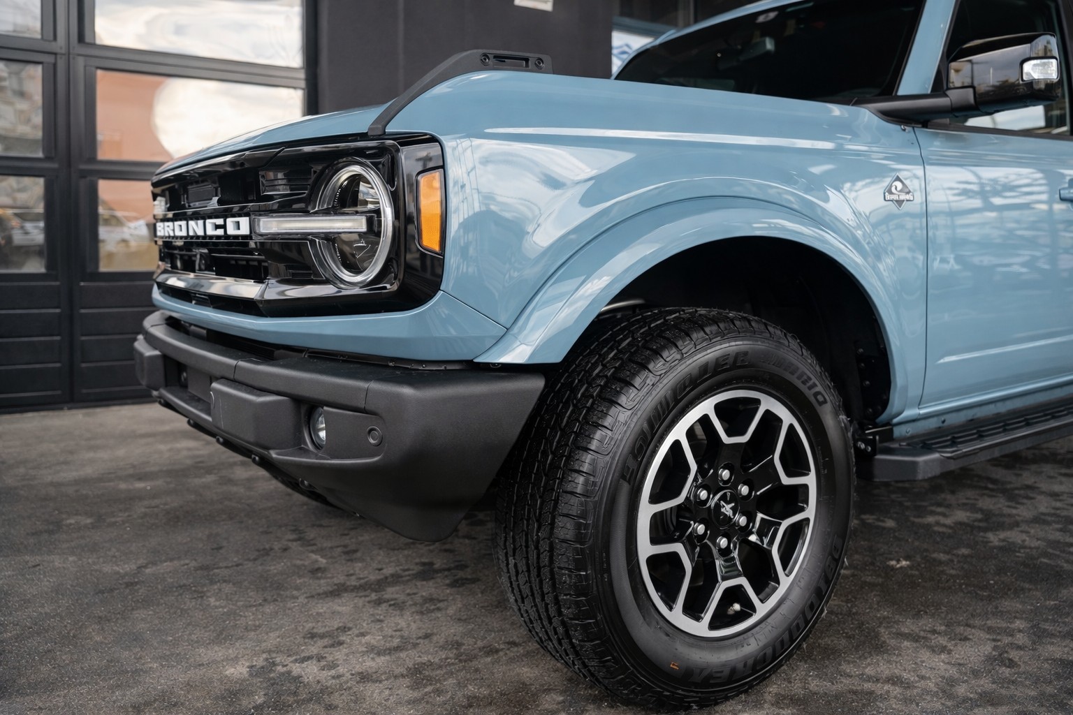 FORD Bronco 2.7 EcoB Outer Banks 4x4-image-6