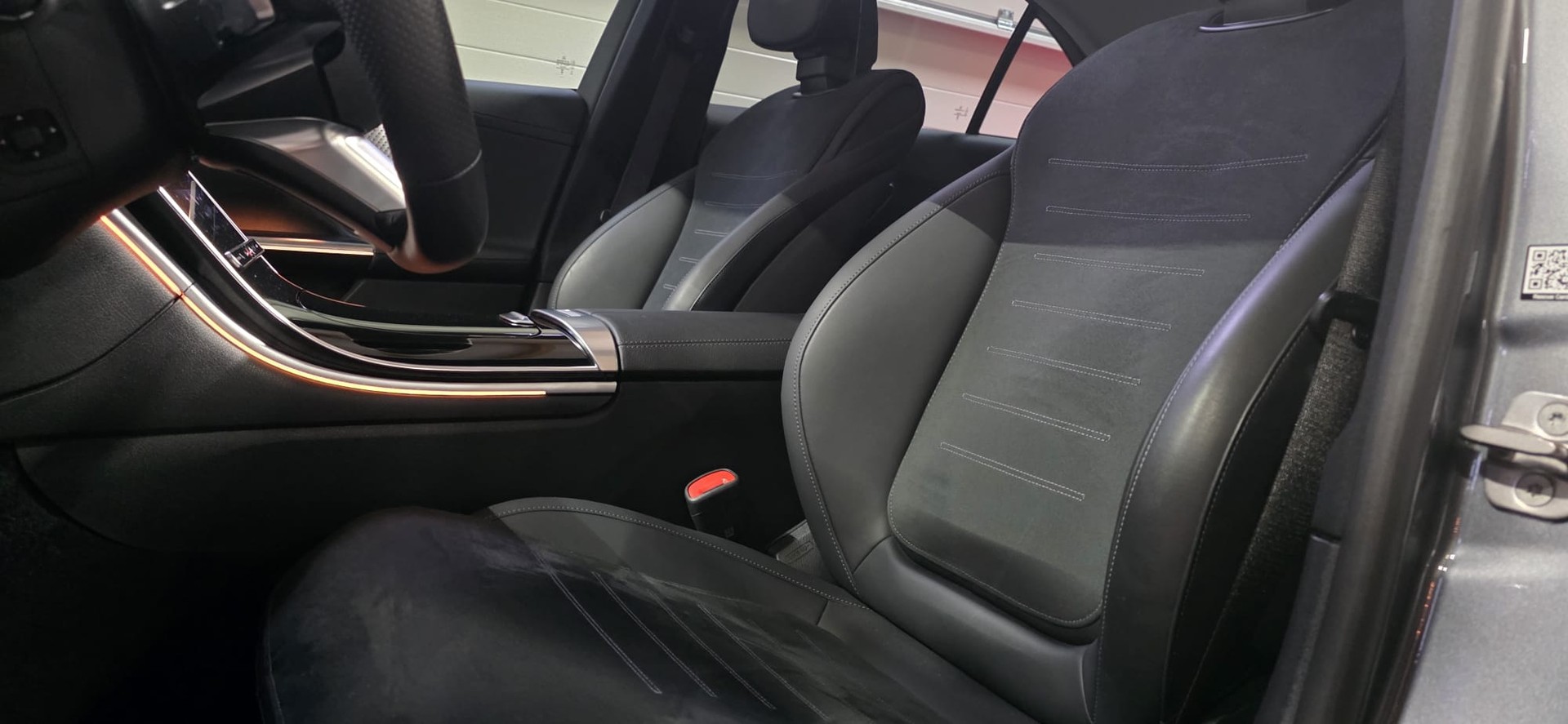 MERCEDES-BENZ C 200 AMG LINE *Ambientebeleuchtung*Schiebedach*Sitzheizung*Elektrische Sitze*Rückfahrkamera*-image-9