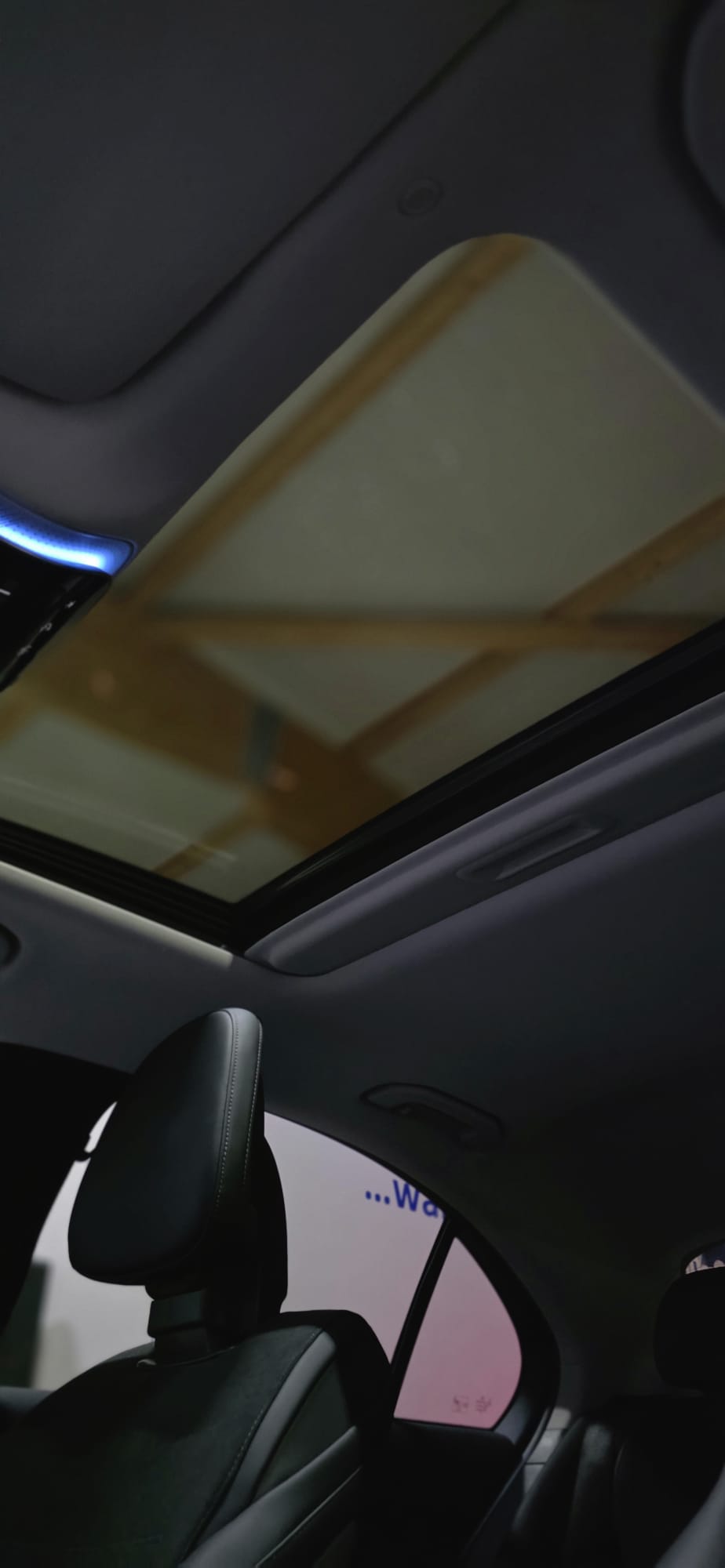 MERCEDES-BENZ C 200 AMG LINE *Ambientebeleuchtung*Schiebedach*Sitzheizung*Elektrische Sitze*Rückfahrkamera*-image-16