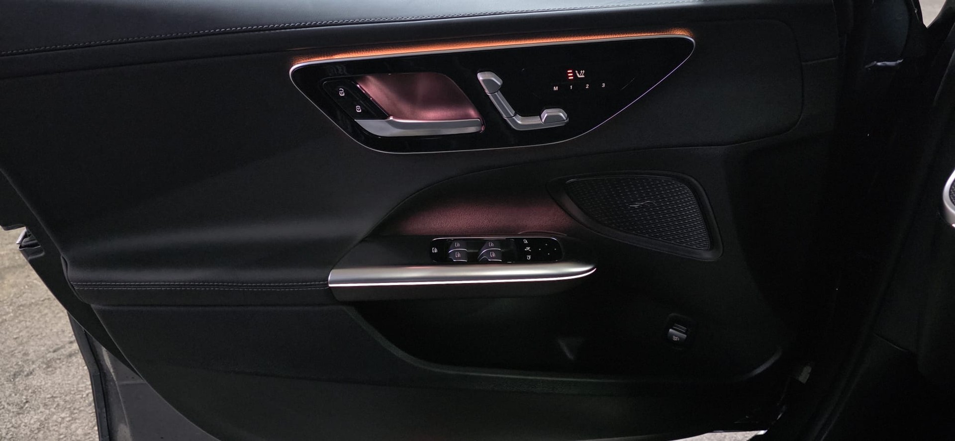 MERCEDES-BENZ C 200 AMG LINE *Ambientebeleuchtung*Schiebedach*Sitzheizung*Elektrische Sitze*Rückfahrkamera*-image-15