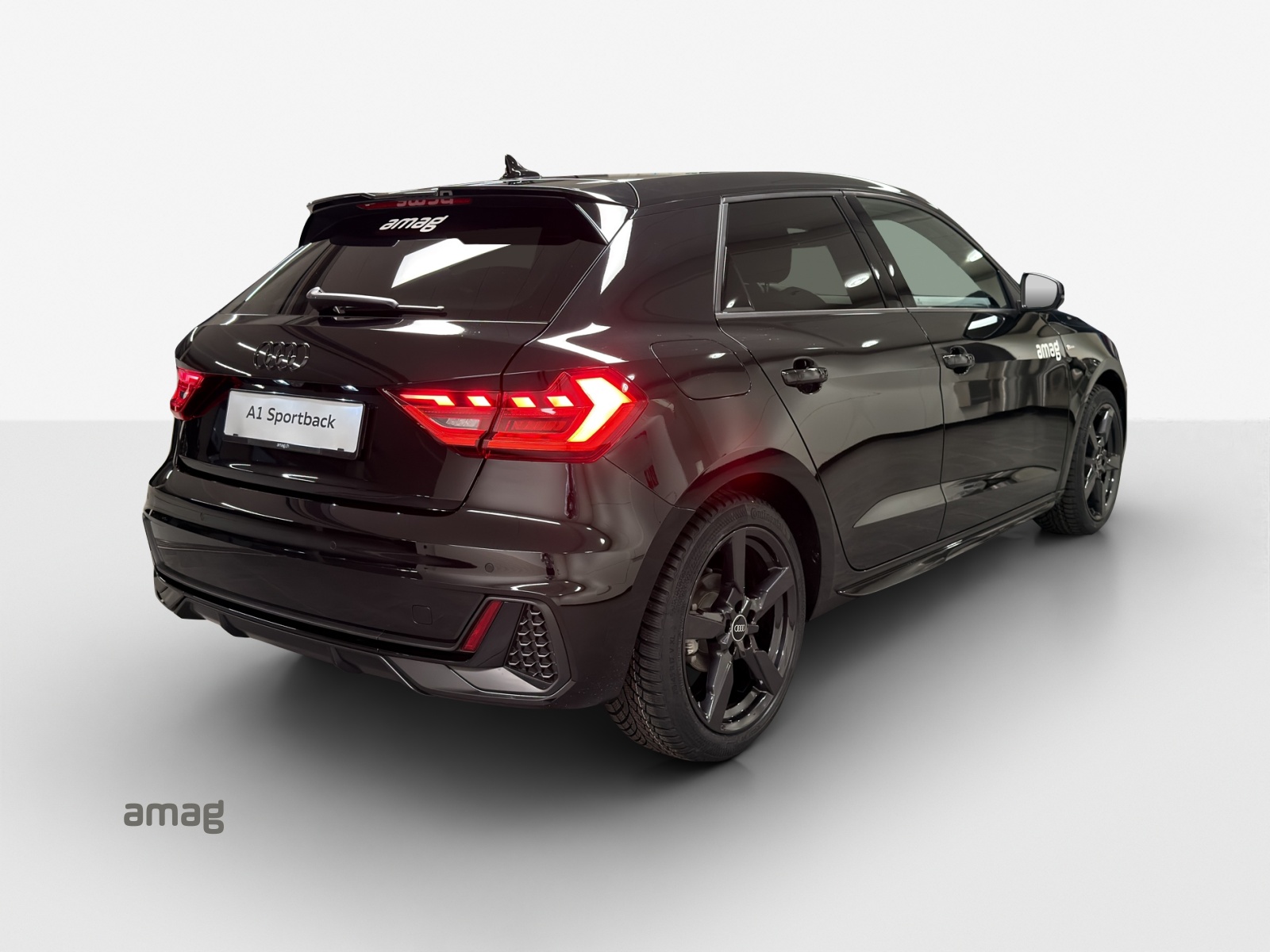 AUDI A1 Sportback 35 TFSI S Line S-tronic-image-4