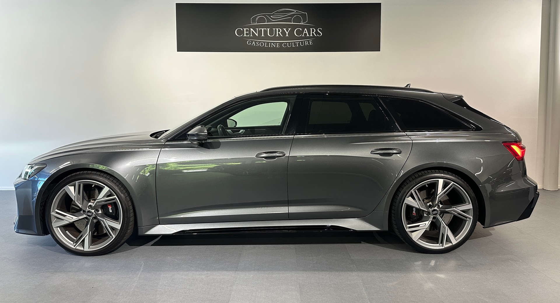 AUDI RS6 Avant 4.0 TFSI V8 quattro