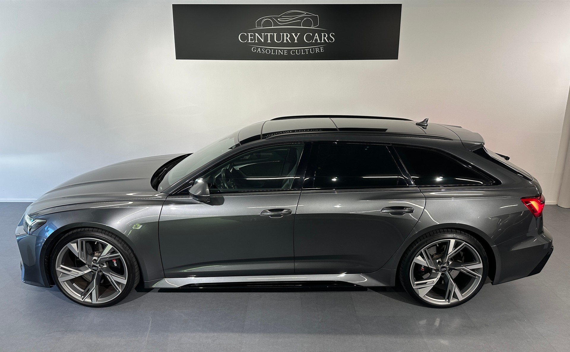 AUDI RS6 Avant 4.0 TFSI V8 quattro-showroom-element-1