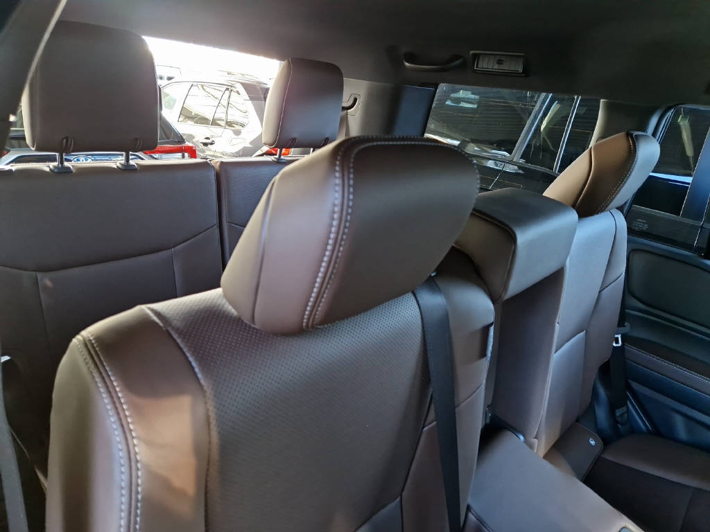 TOYOTA Land Cruiser 2.8 D 48V Invinci 48095/007-image-15