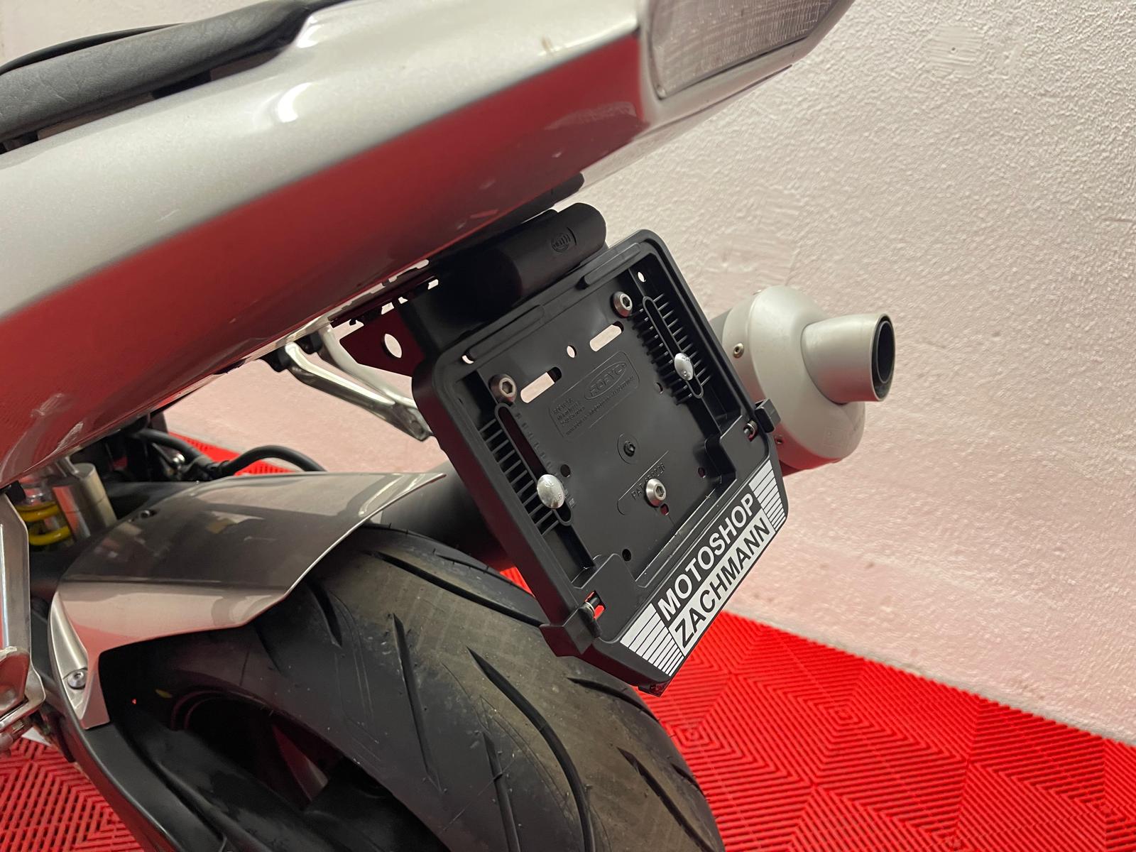 YAMAHA YZF-R1-image-9