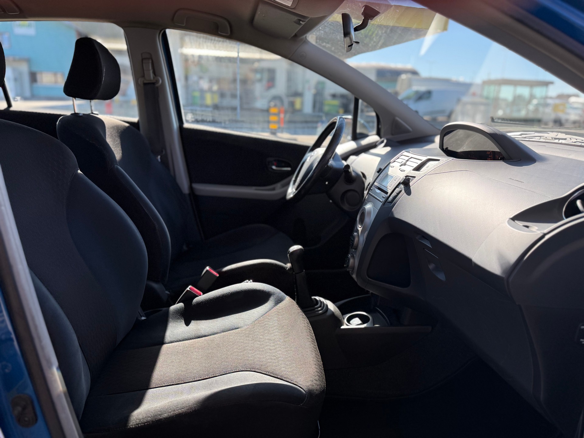 TOYOTA Yaris 1.8 TS-image-10