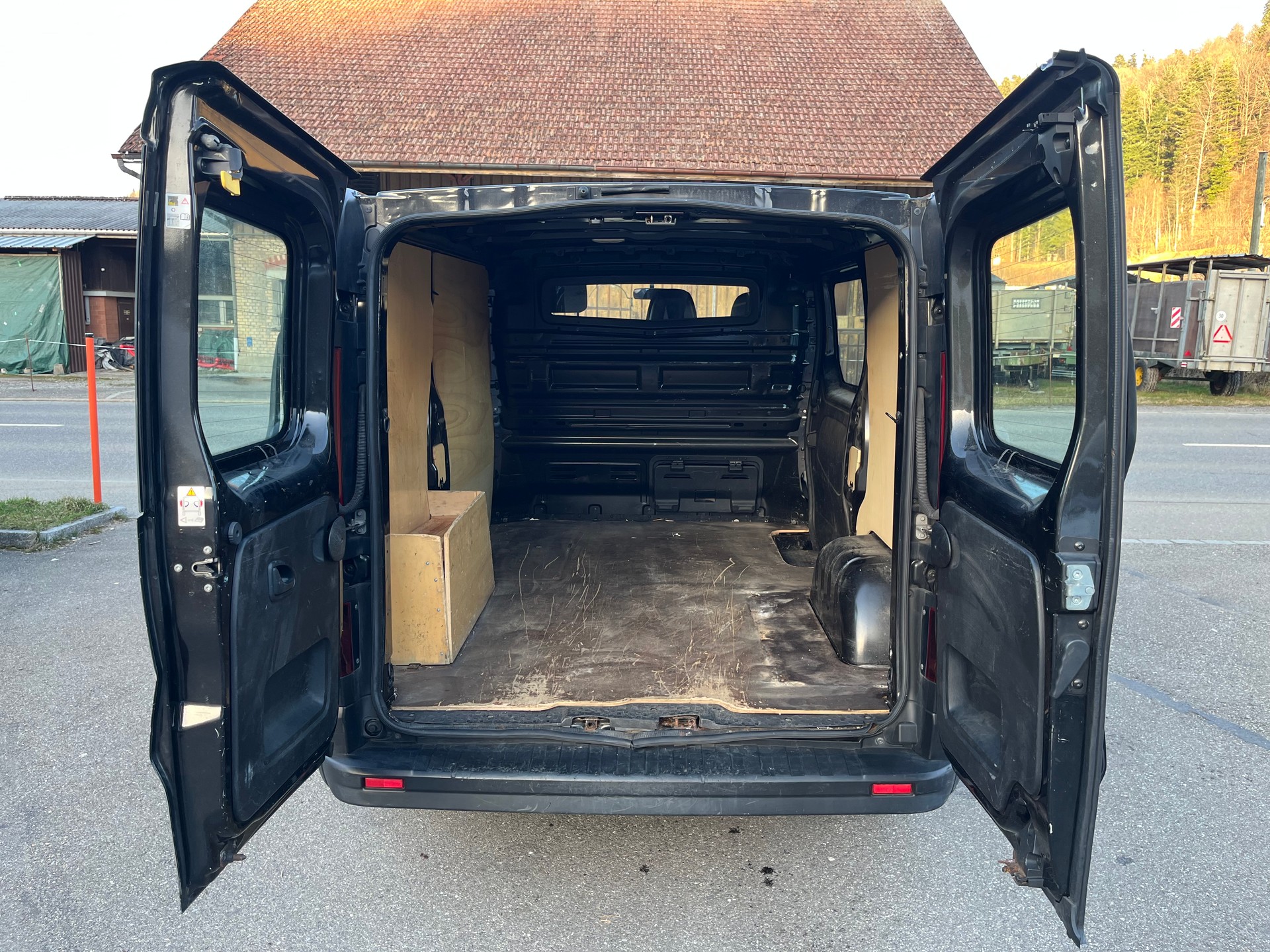 RENAULT Trafic 1.6 dCi 120 2.9t Acces L1H1-image-6