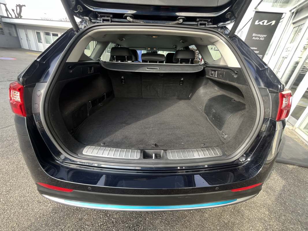 KIA Optima Sportswagon 2.0 GDi Plug-in Hybrid Style-image-4