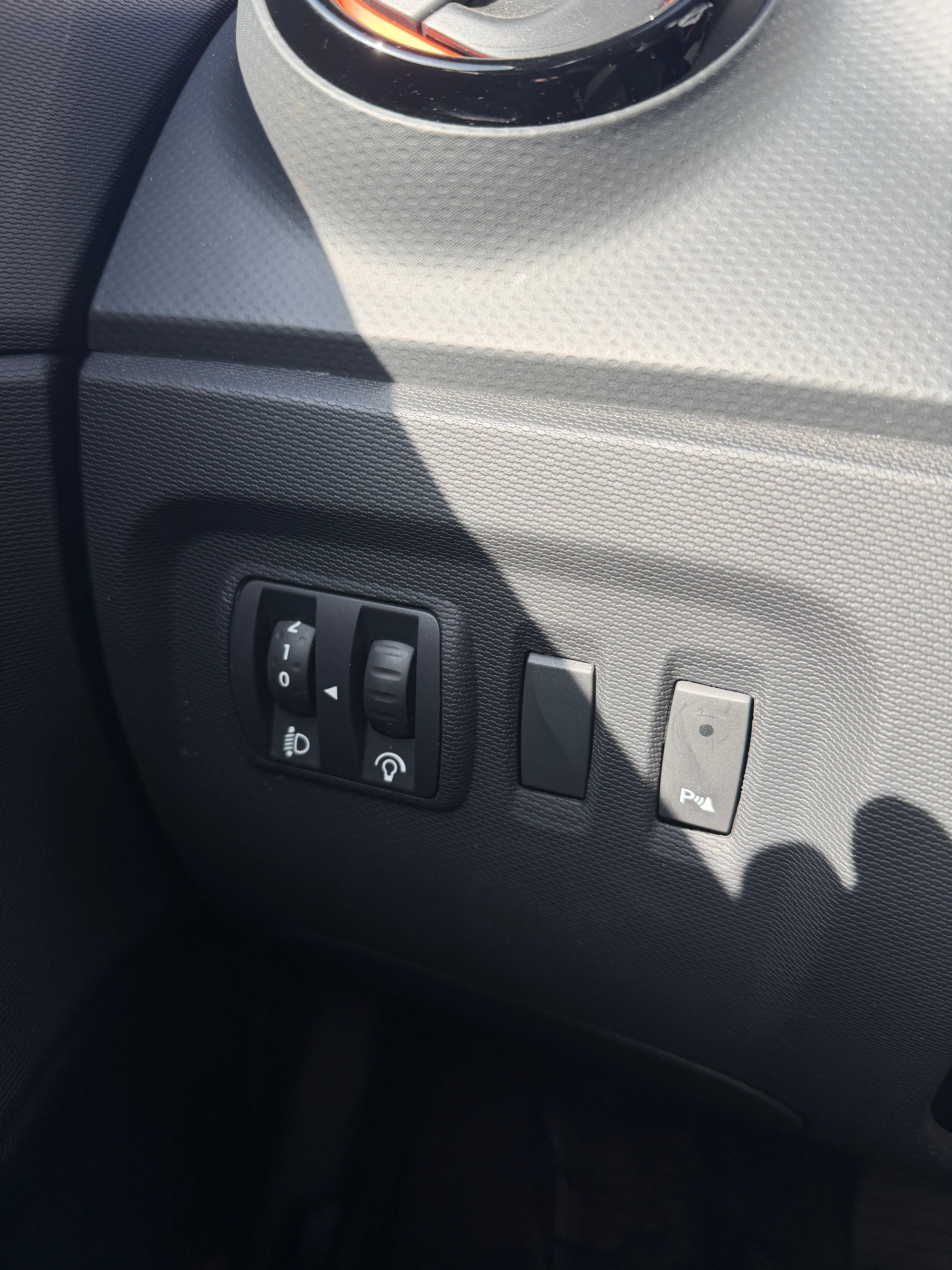 RENAULT Captur 1.2 TCe Privilege EDC-image-11