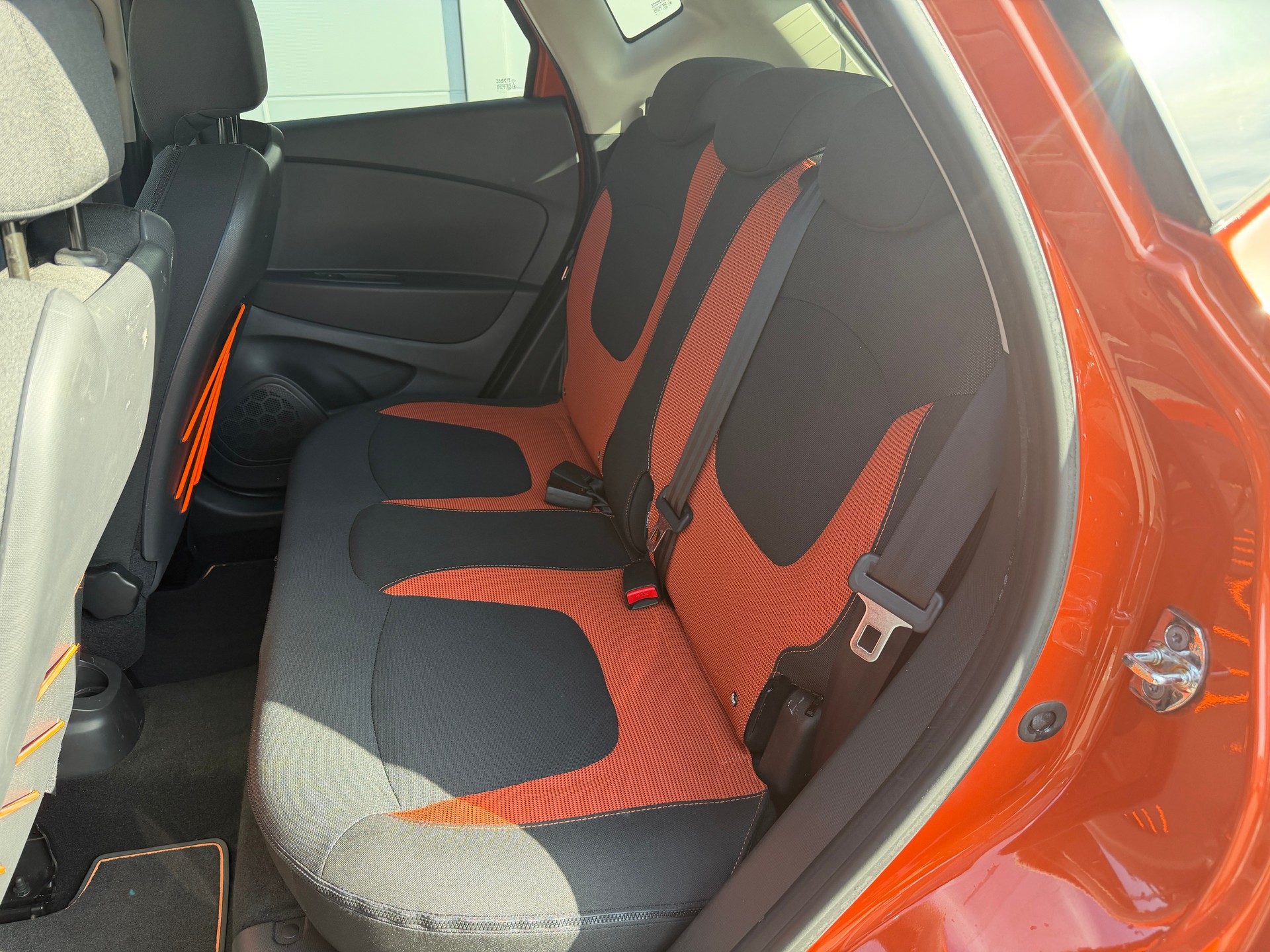 RENAULT Captur 1.2 TCe Privilege EDC-image-5