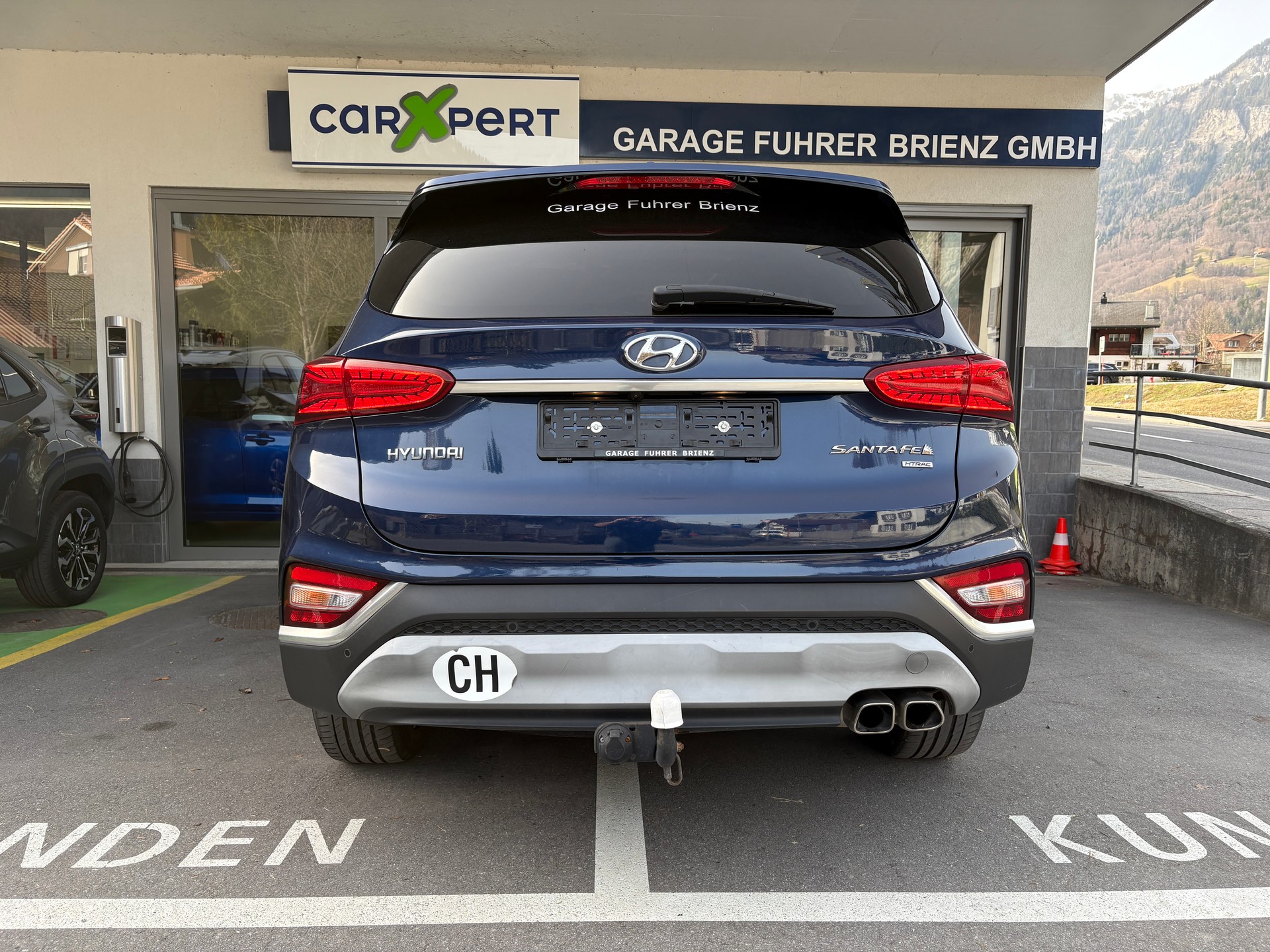 HYUNDAI Santa Fe 2.2 CRDI Vertex 4WD Automatic-image-3