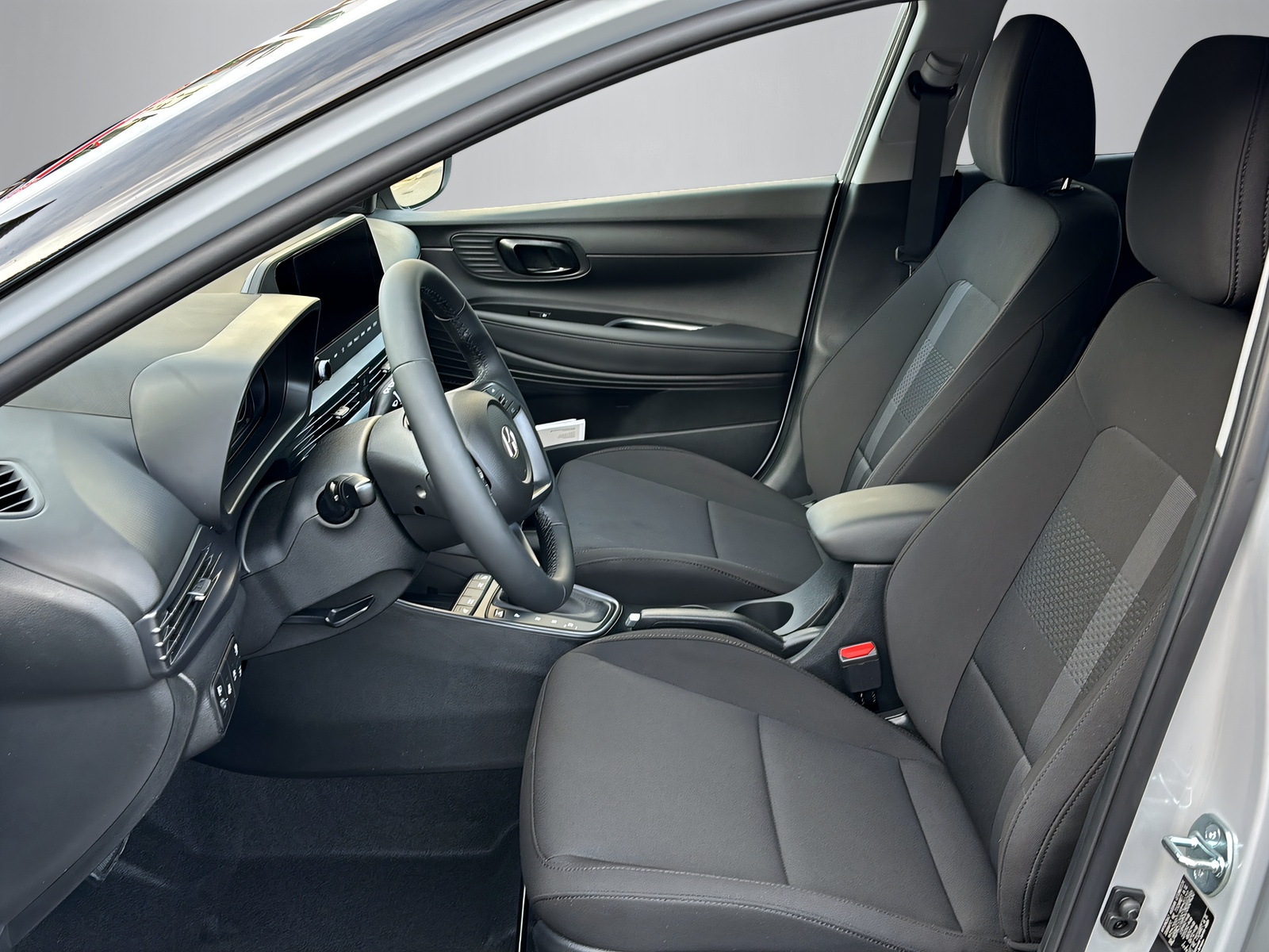 HYUNDAI i20 1.0 T-GDi Amplia-image-10