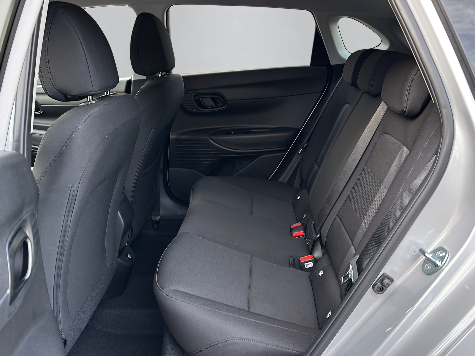 HYUNDAI i20 1.0 T-GDi Amplia-image-11