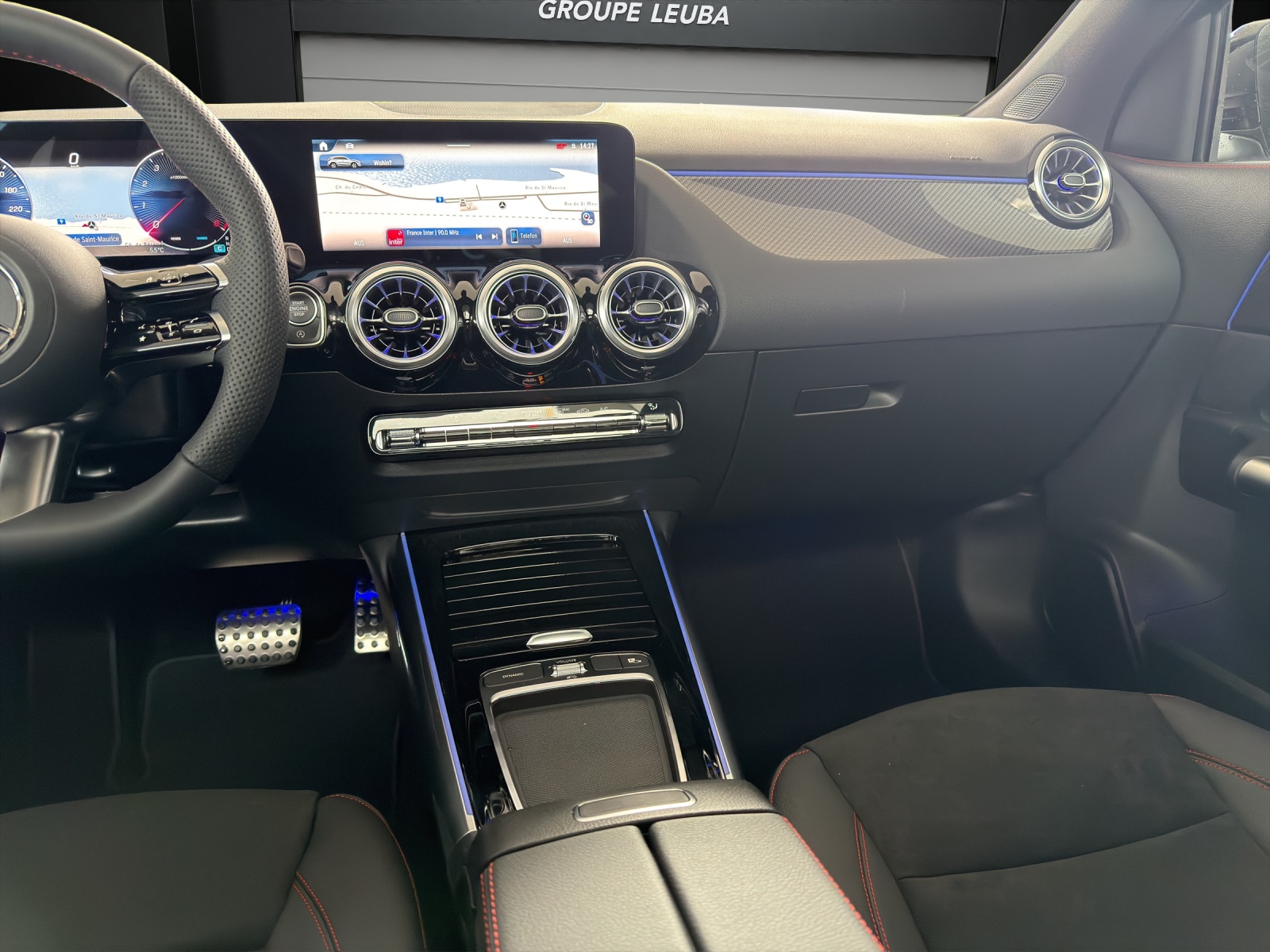MERCEDES-BENZ GLA 250 4Matic 8G-DCT Swiss Star-image-10