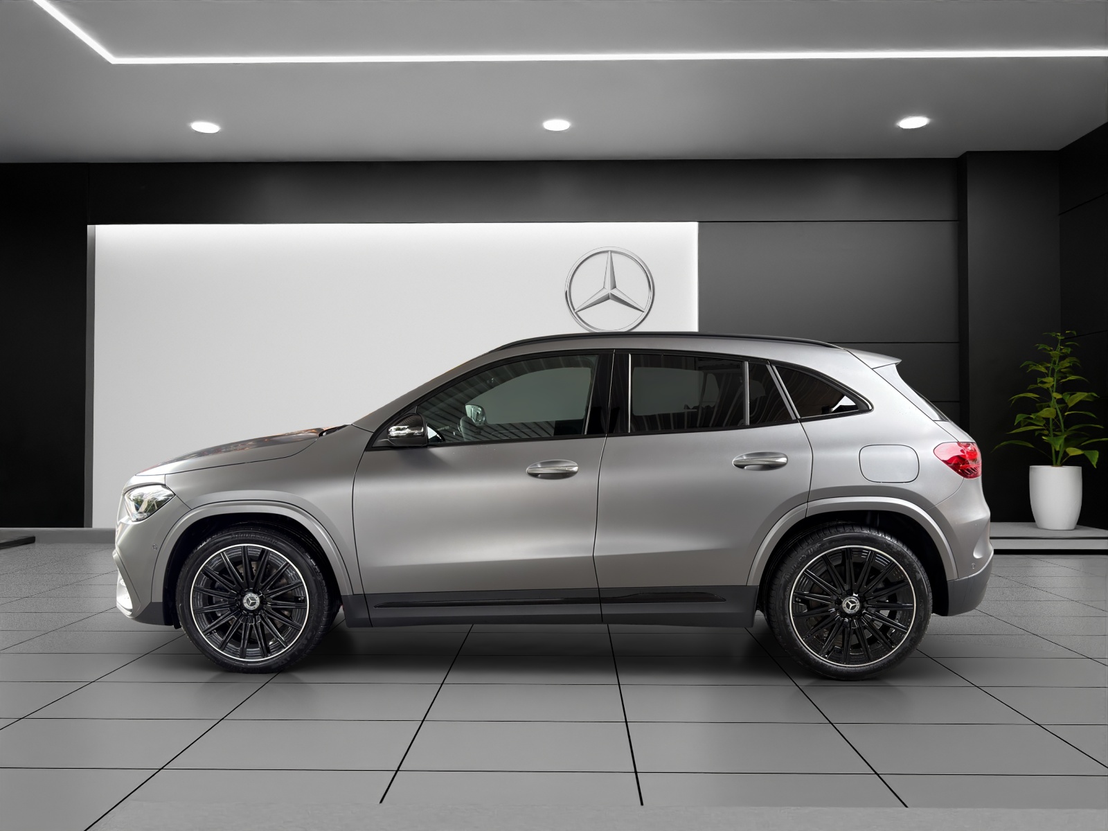 MERCEDES-BENZ GLA 250 4Matic 8G-DCT Swiss Star-image-2