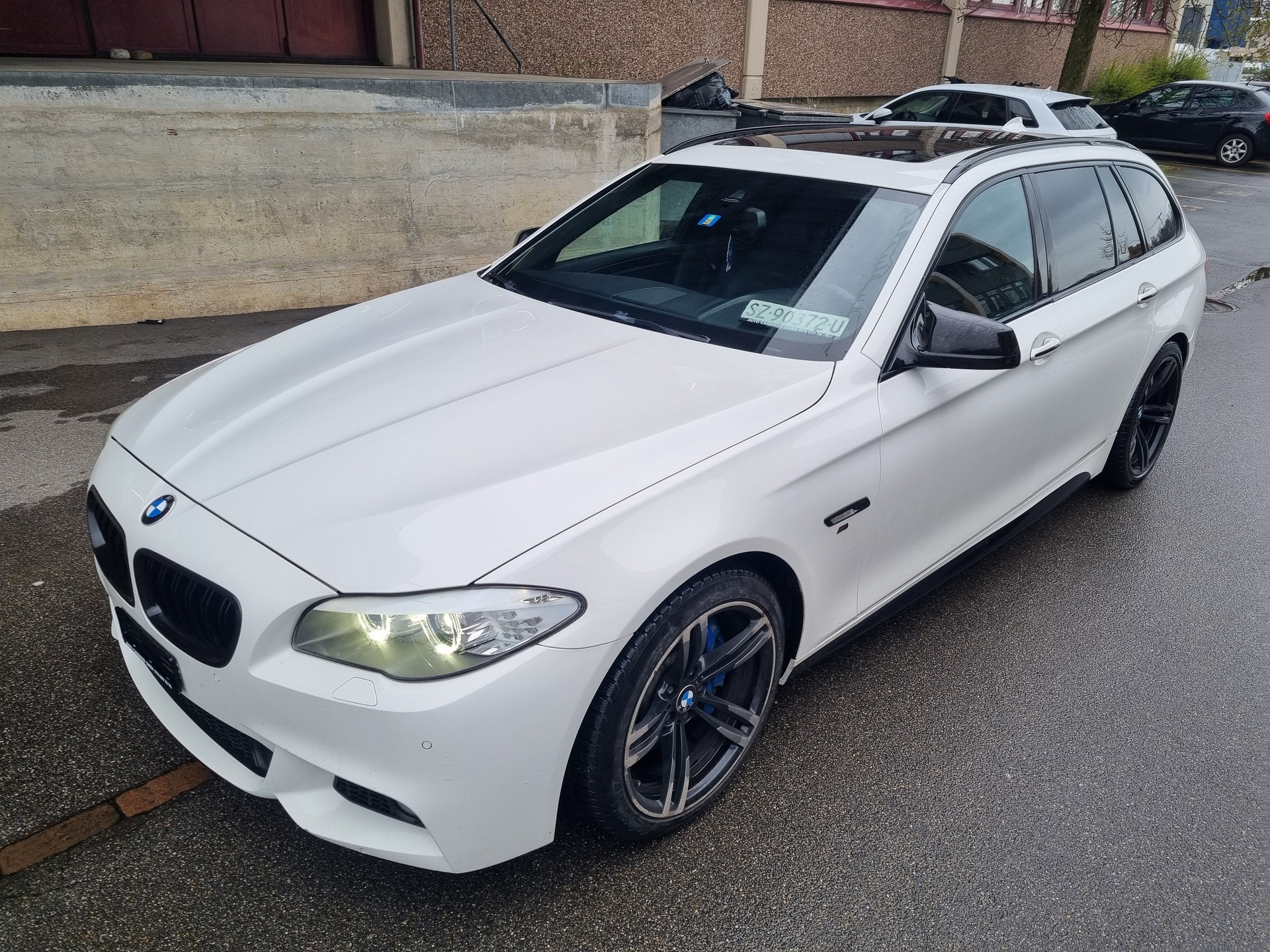 BMW 530