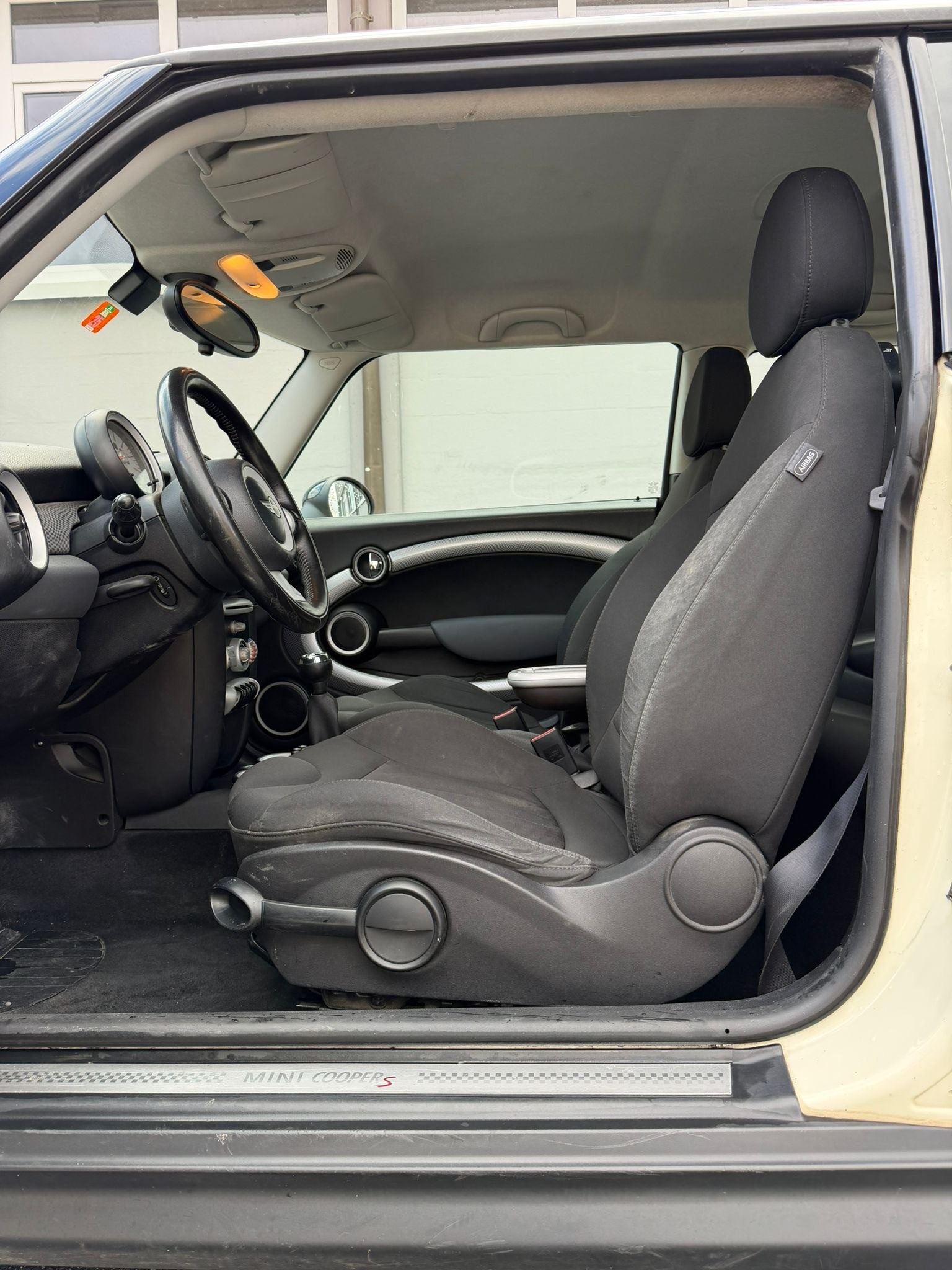 MINI Cooper S-image-7