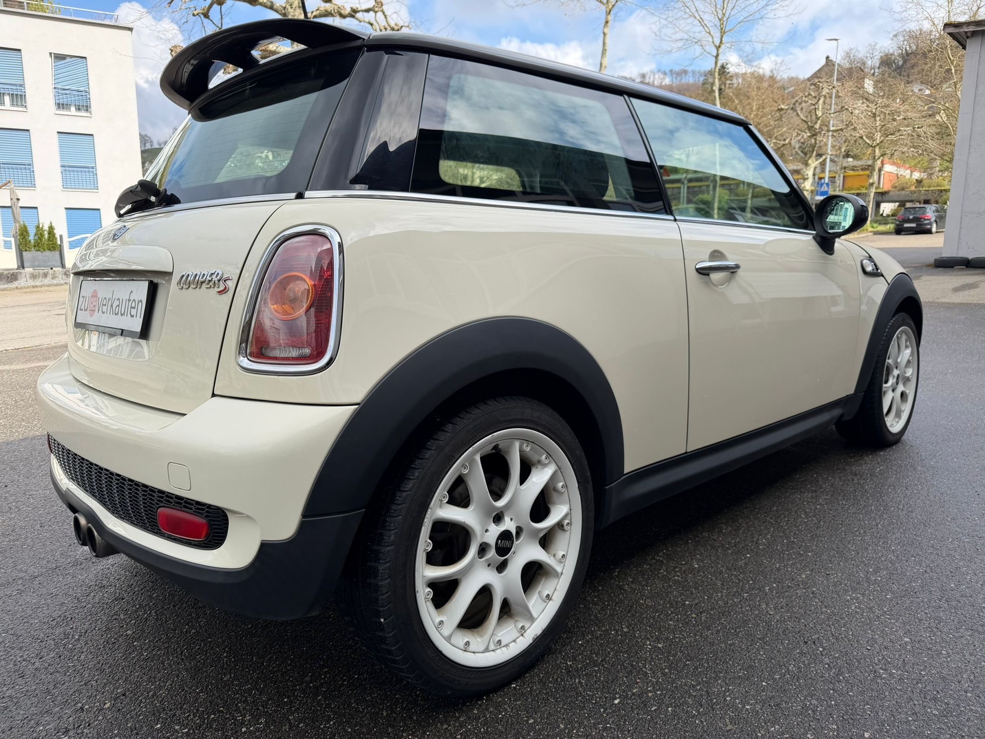 MINI Cooper S-image-4