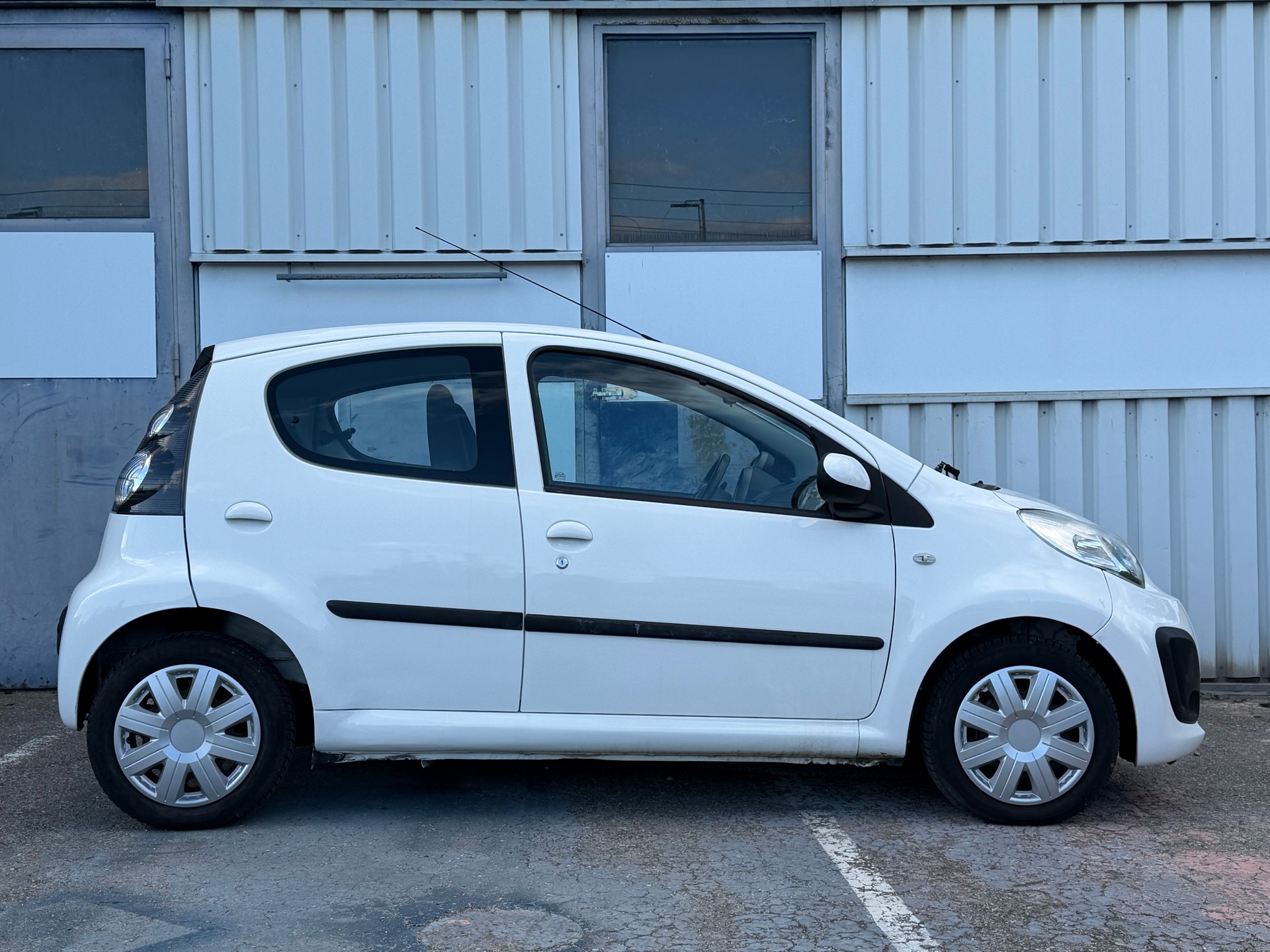 CITROEN C1 1.0i Séduction EGS-showroom-element-1