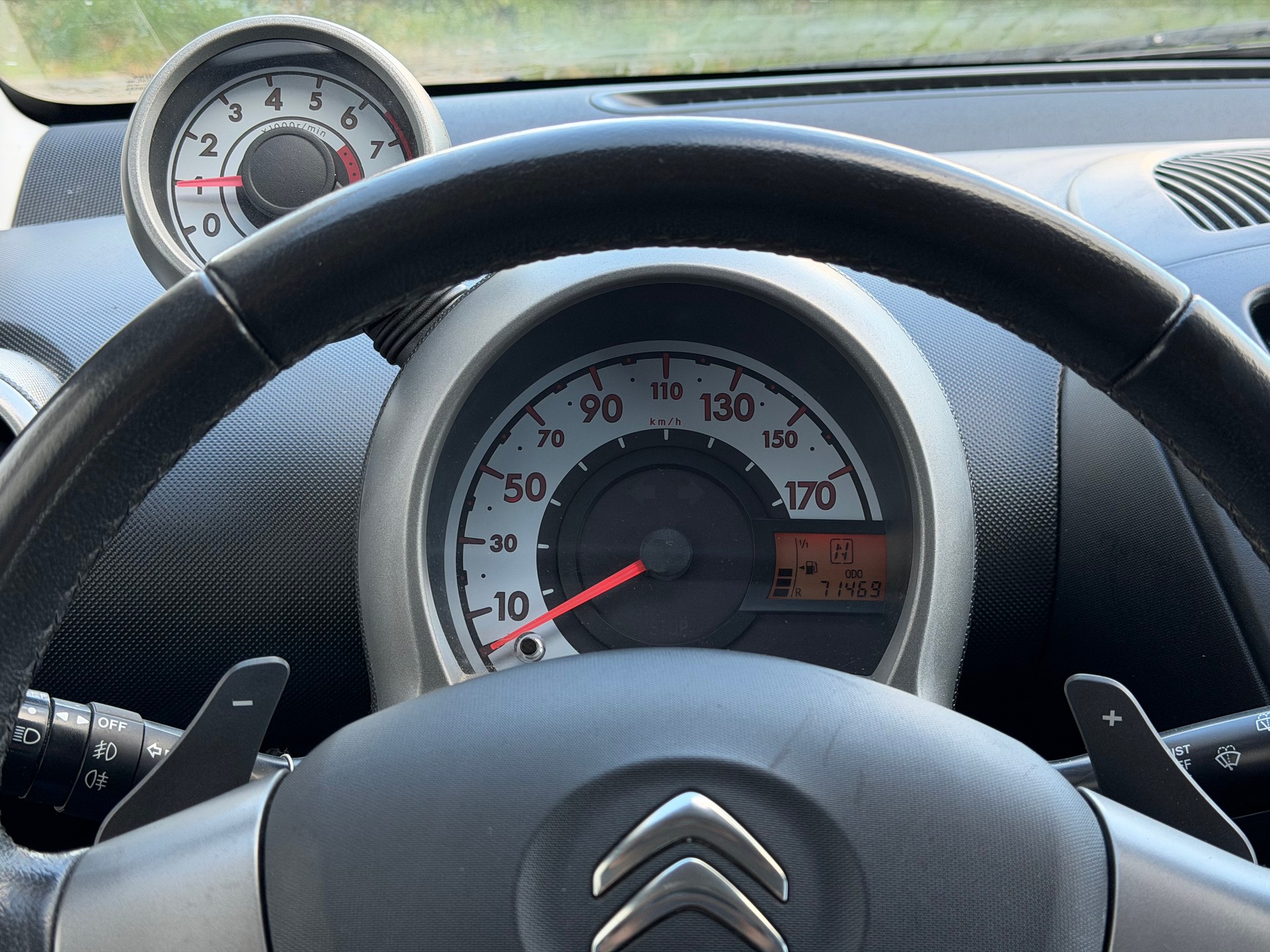 CITROEN C1 1.0i Séduction EGS-image-16