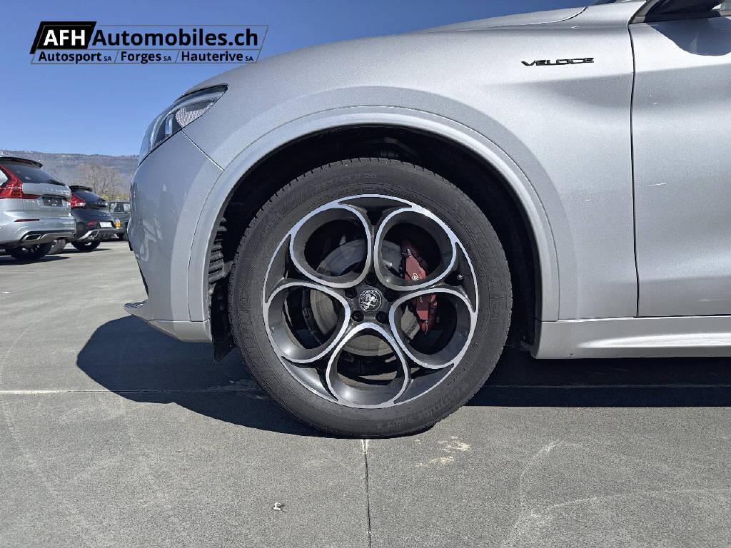 ALFA ROMEO Stelvio 2.0 Q4 280 Veloce-image-17