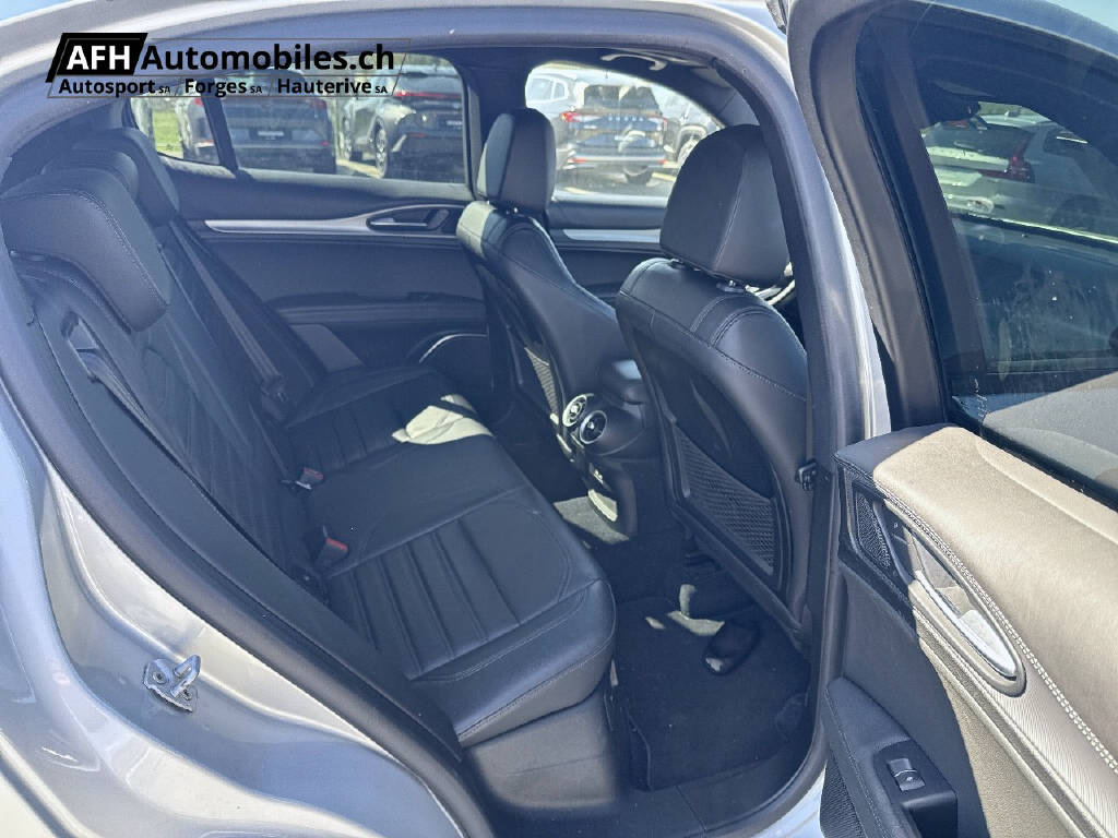 ALFA ROMEO Stelvio 2.0 Q4 280 Veloce-image-7