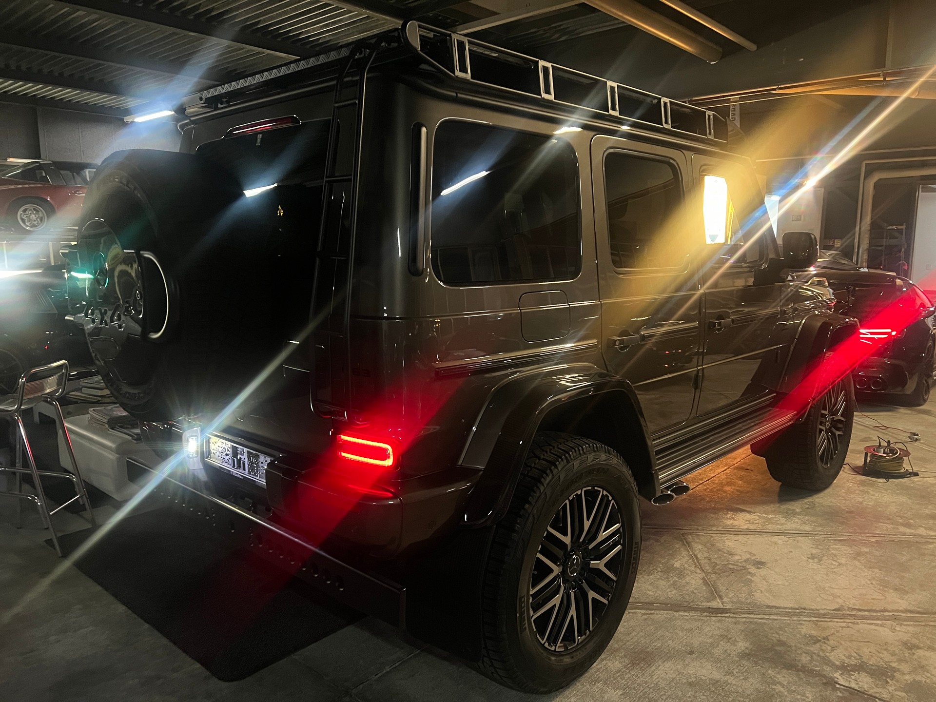 MERCEDES-BENZ G 63 AMG 4x4 hoch2 Speedshift Plus G-Tronic-image-2