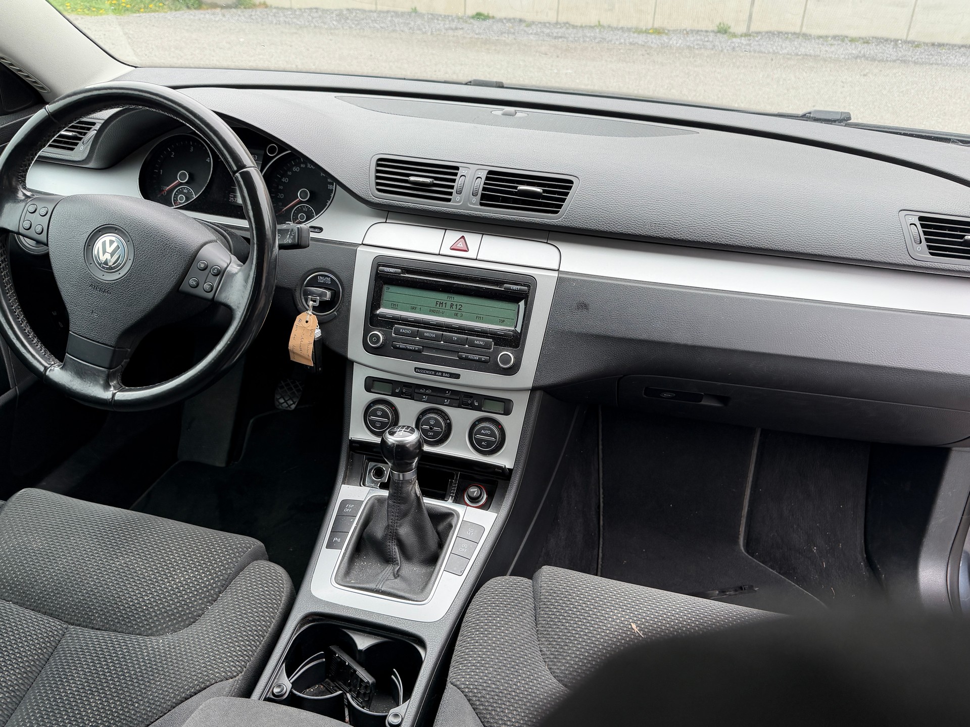VW Passat Variant 2.0 TDI BlueMotion Comfortline-image-5