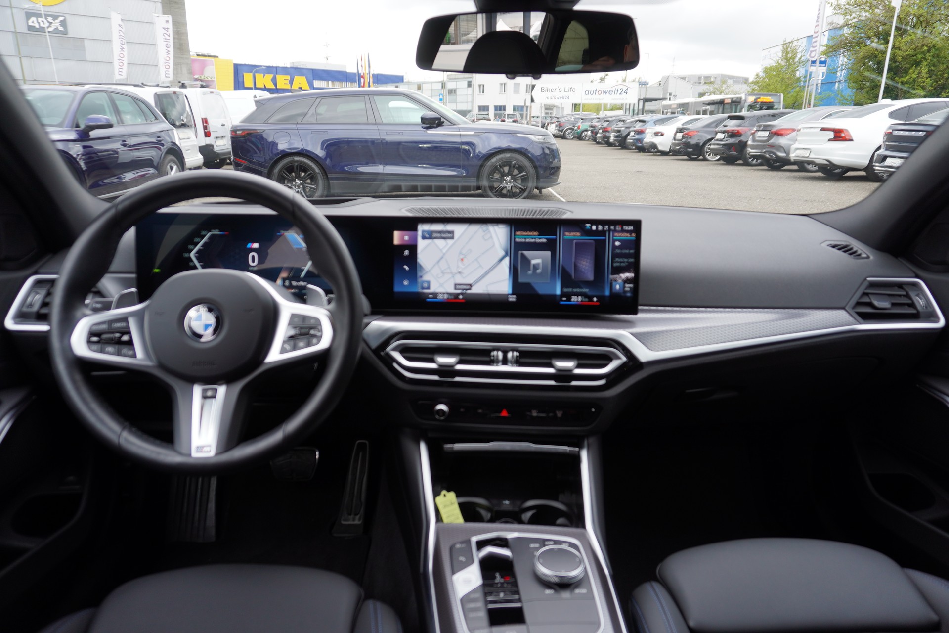 BMW 320d xDrive 48V Touring Steptronic M Sport-image-15