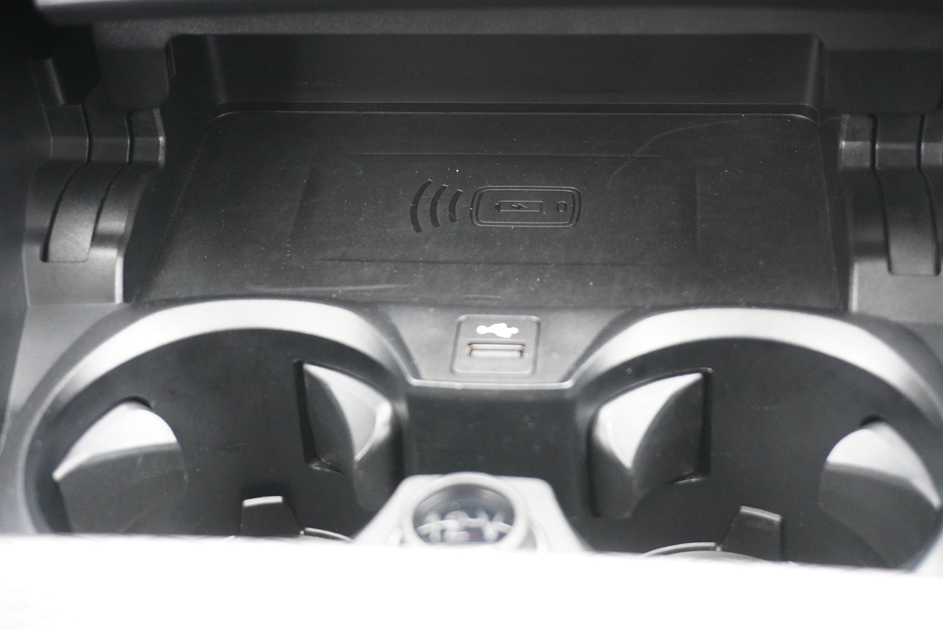 BMW 320d xDrive 48V Touring Steptronic M Sport-image-18