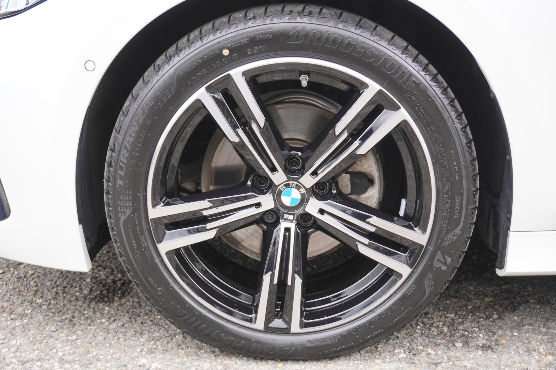 BMW 320d xDrive 48V Touring Steptronic M Sport-image-8