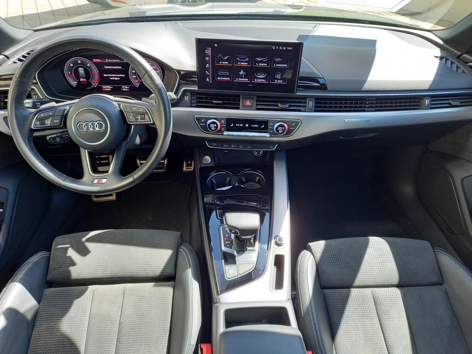 AUDI A4 Avant 45 TDI quattro tiptronic-image-5